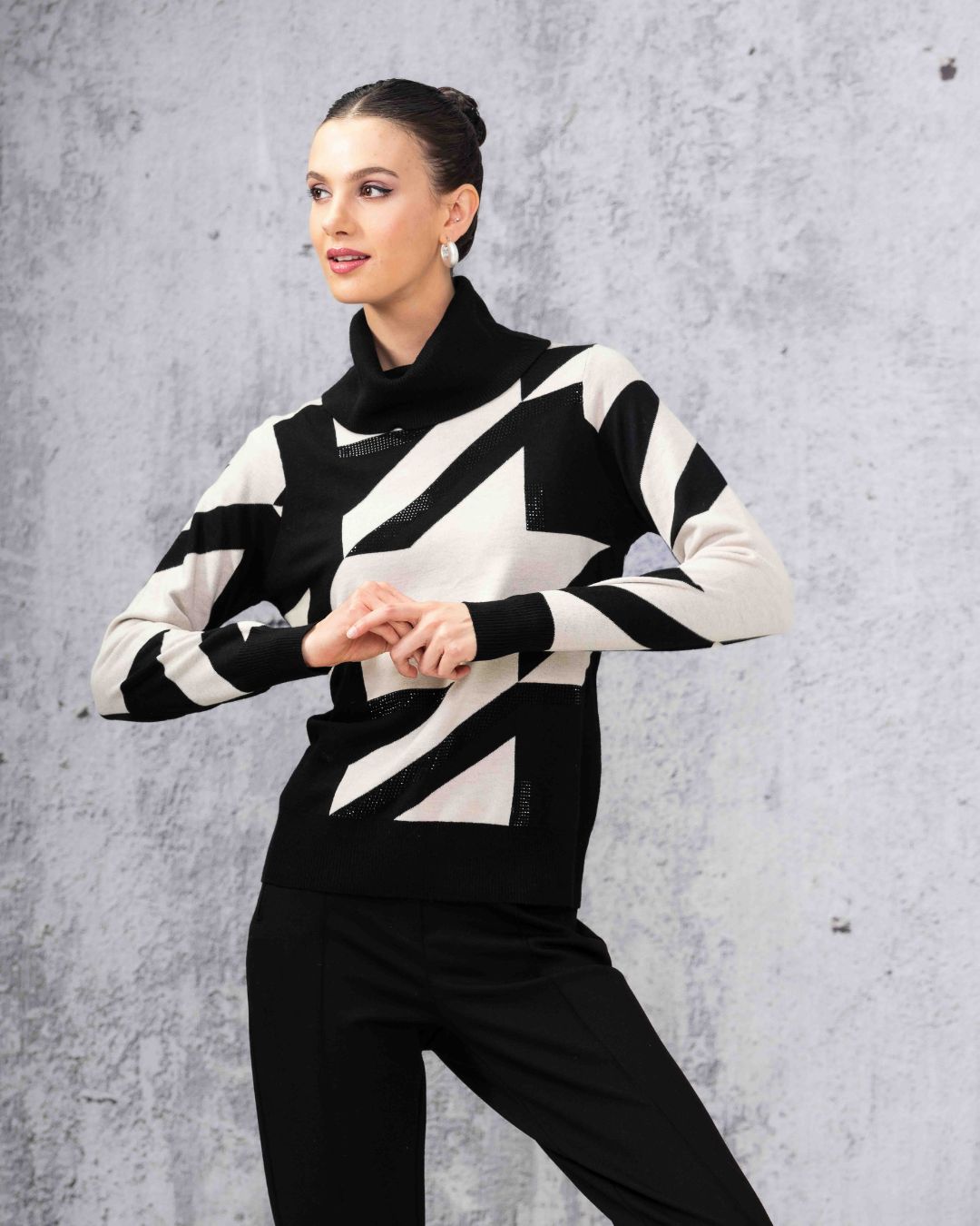 Chevron Design Sweater - A44235