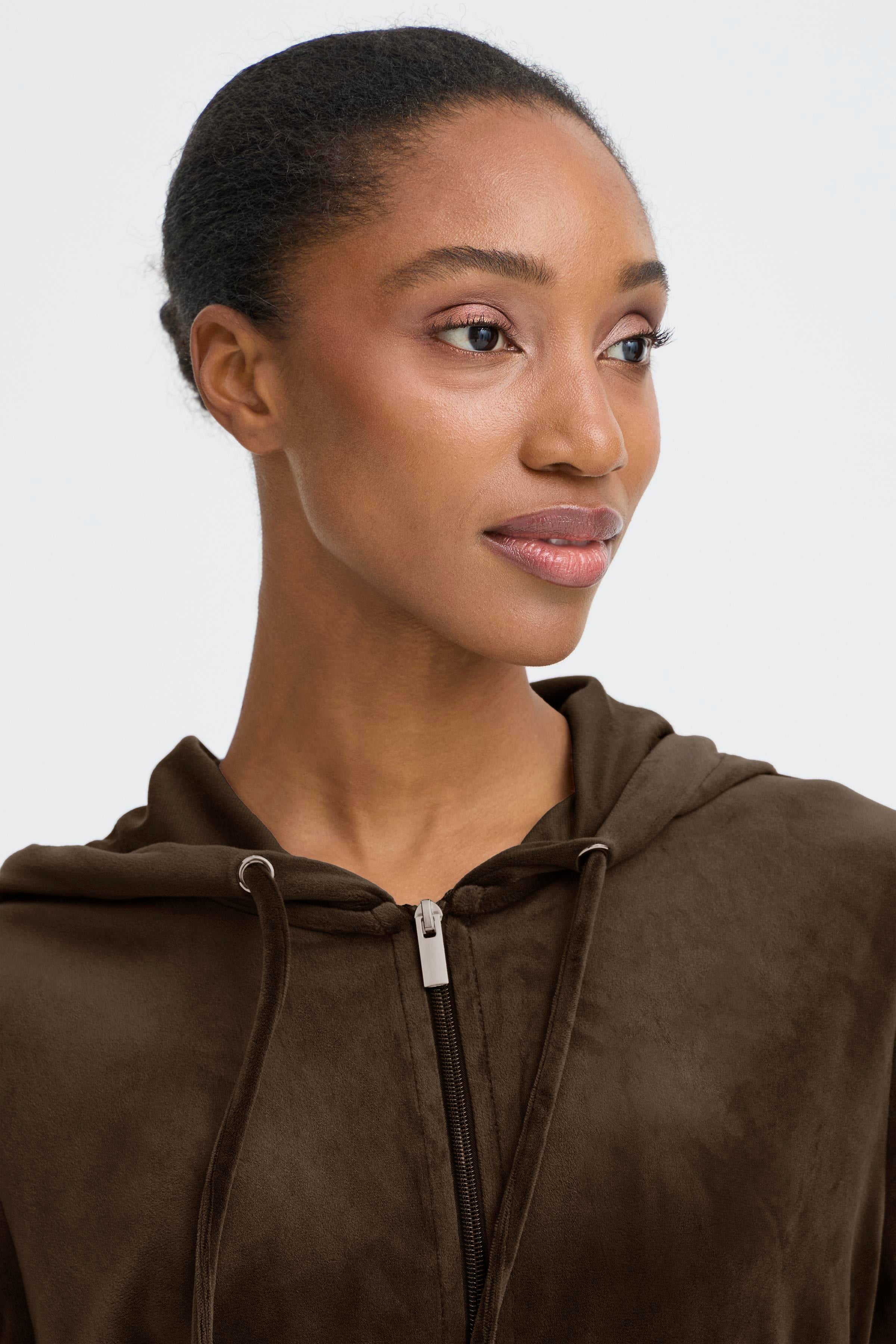Mitza Java Velour Leisure Suit - 20810786