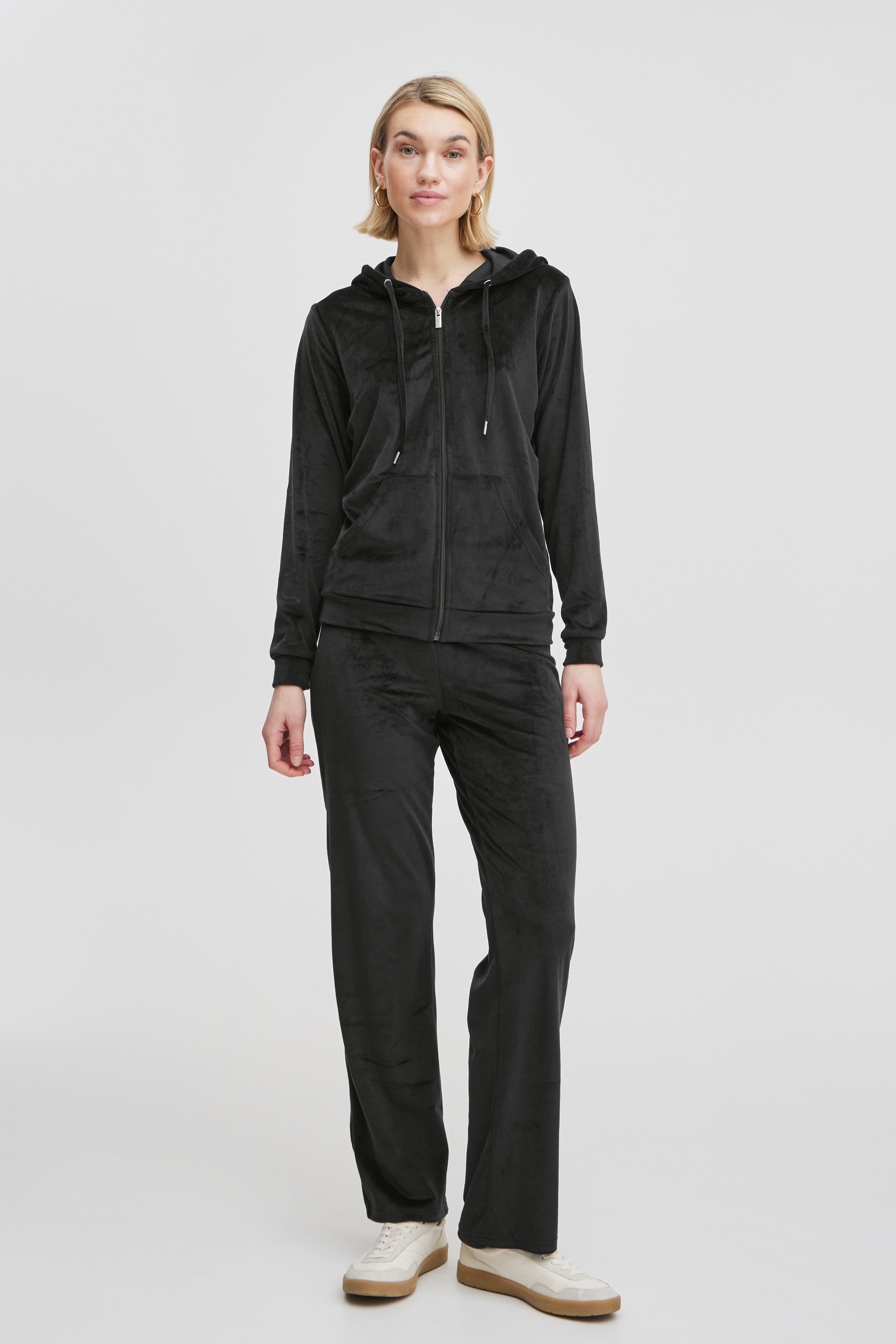 Mitza Black Tracksuit - 20810786