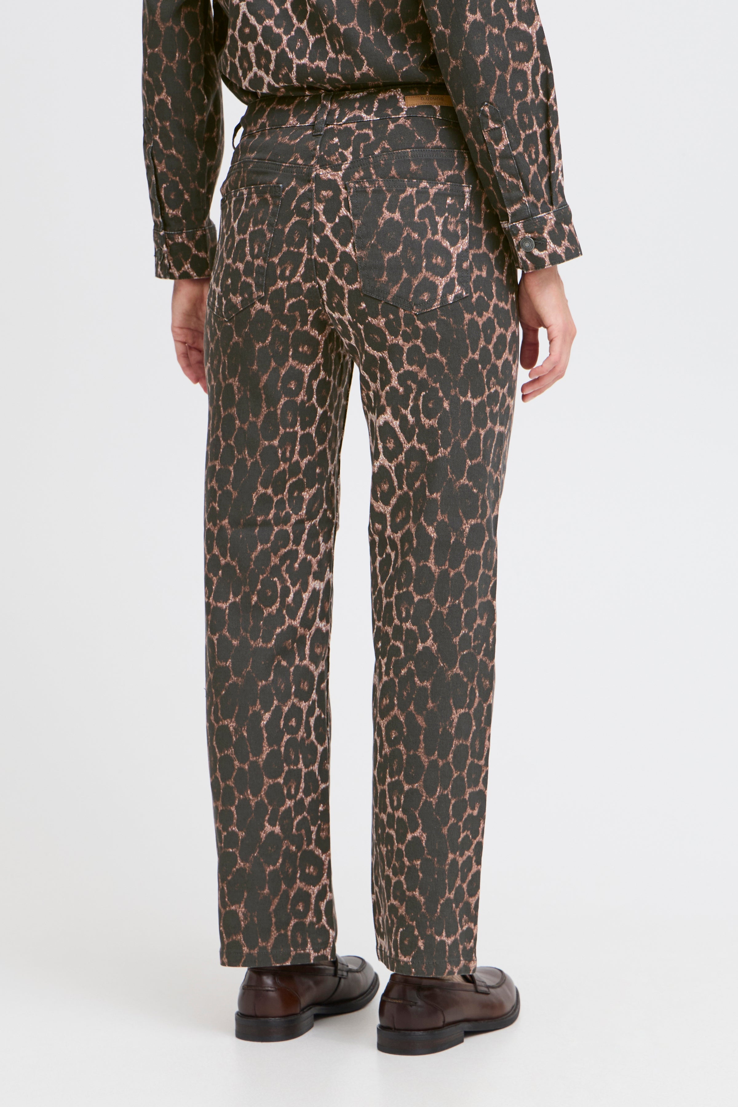 Kenna Leopard Print Jeans - 20817019