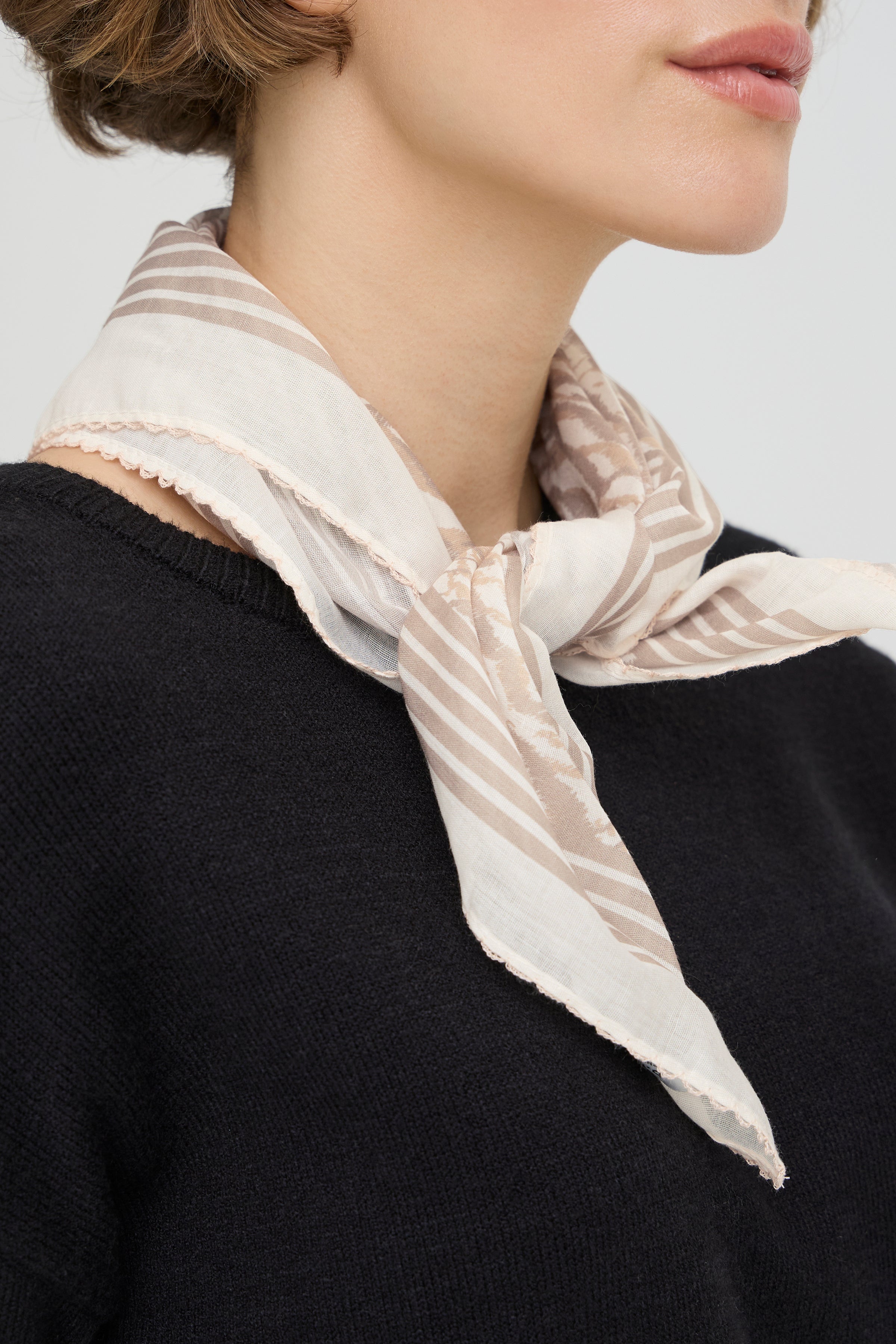 Vanille Birch Tiger Square Scarf - 20818870