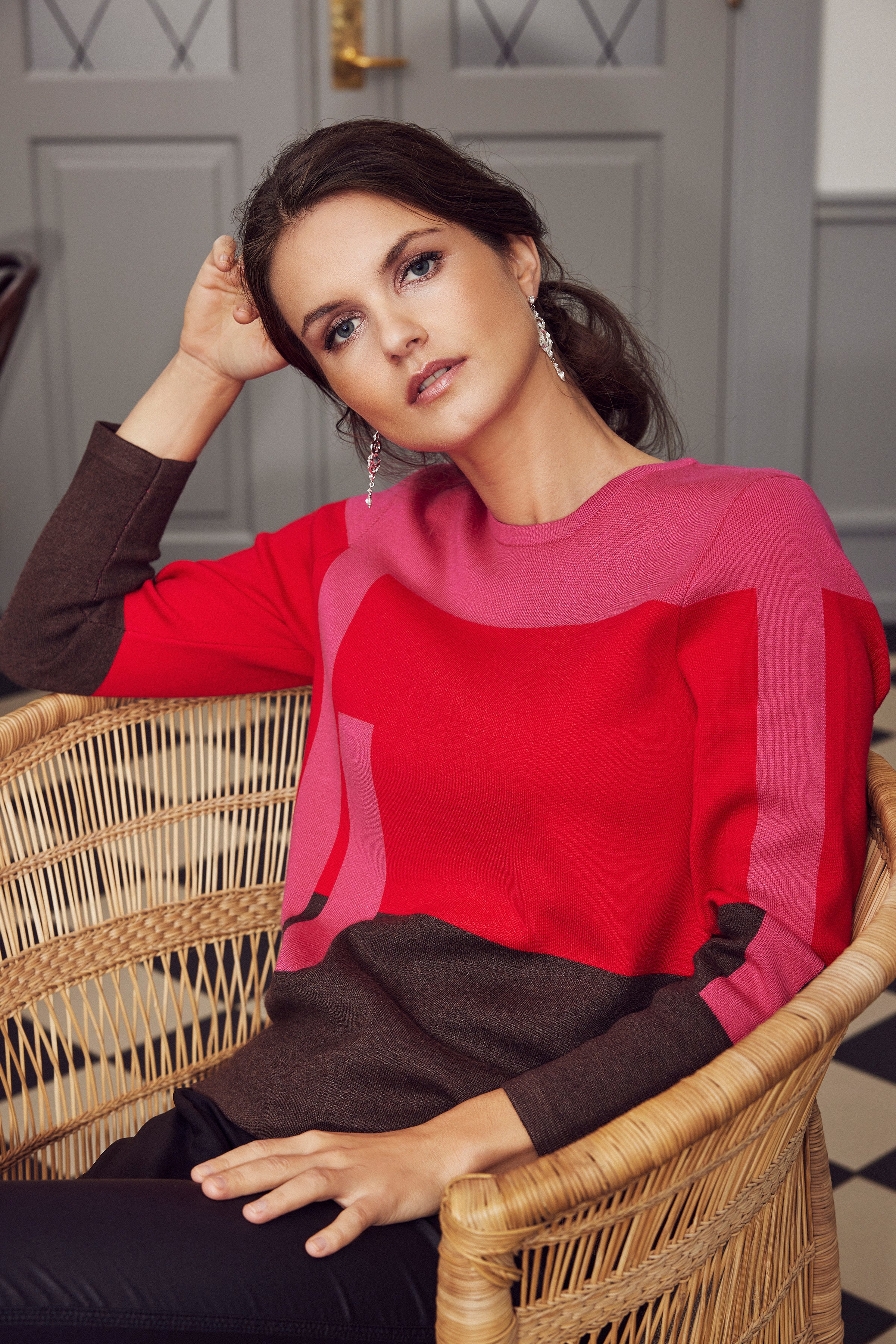 Red Colour Block Pullover - 06119