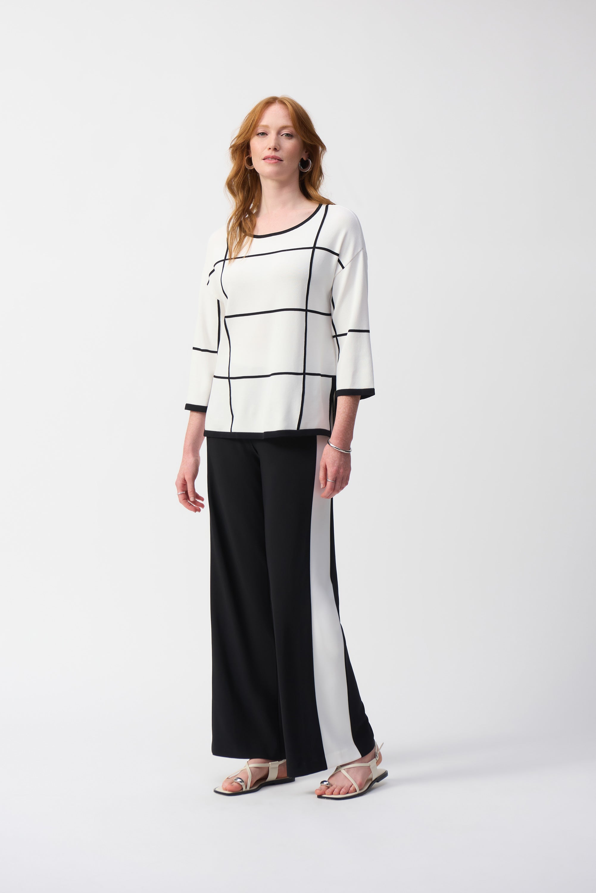 Vanilla/Black Sweater - 251918