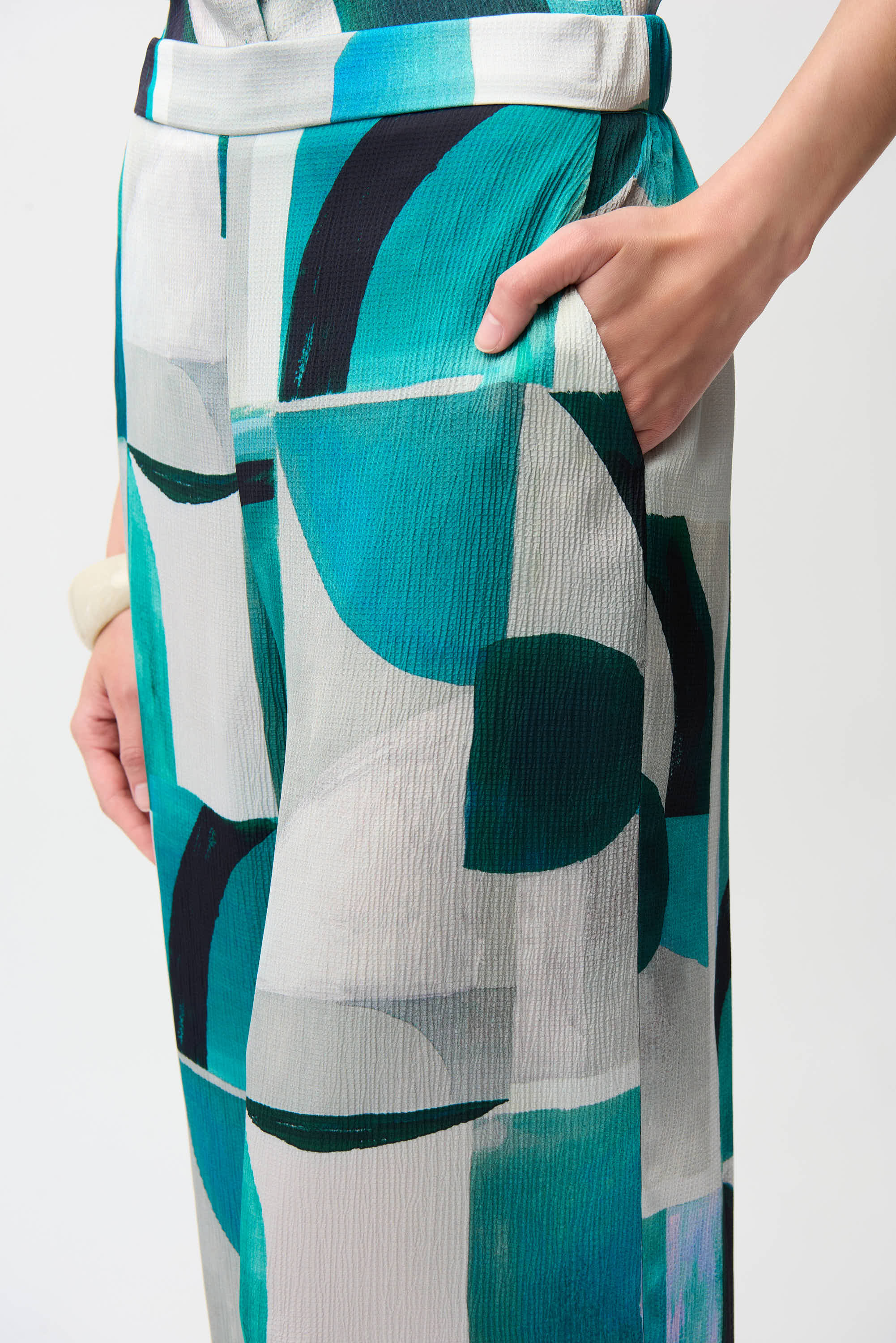 Green Geometric Print Pants - 261042