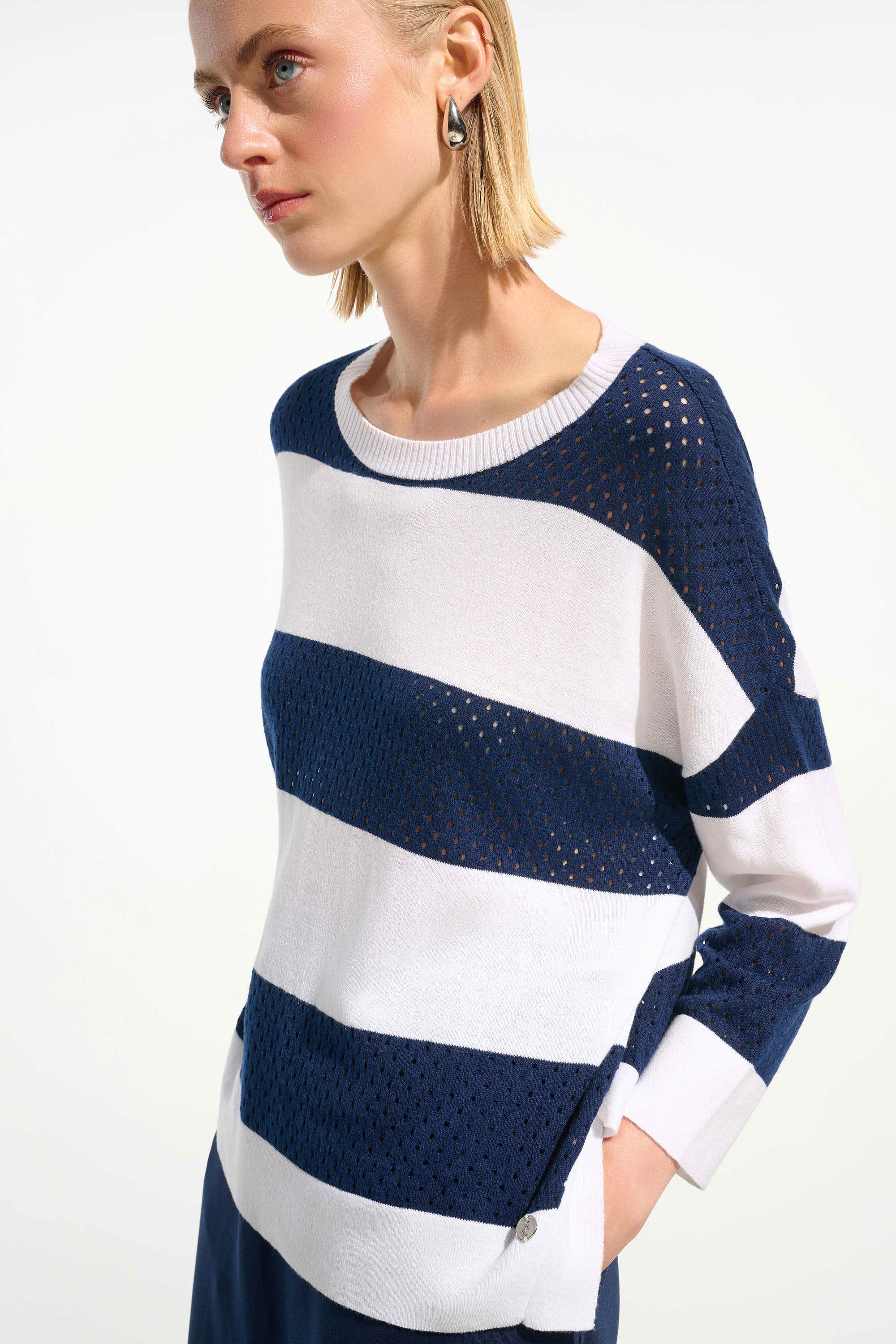 Indigo & Vanilla Crewneck Sweater - 261635
