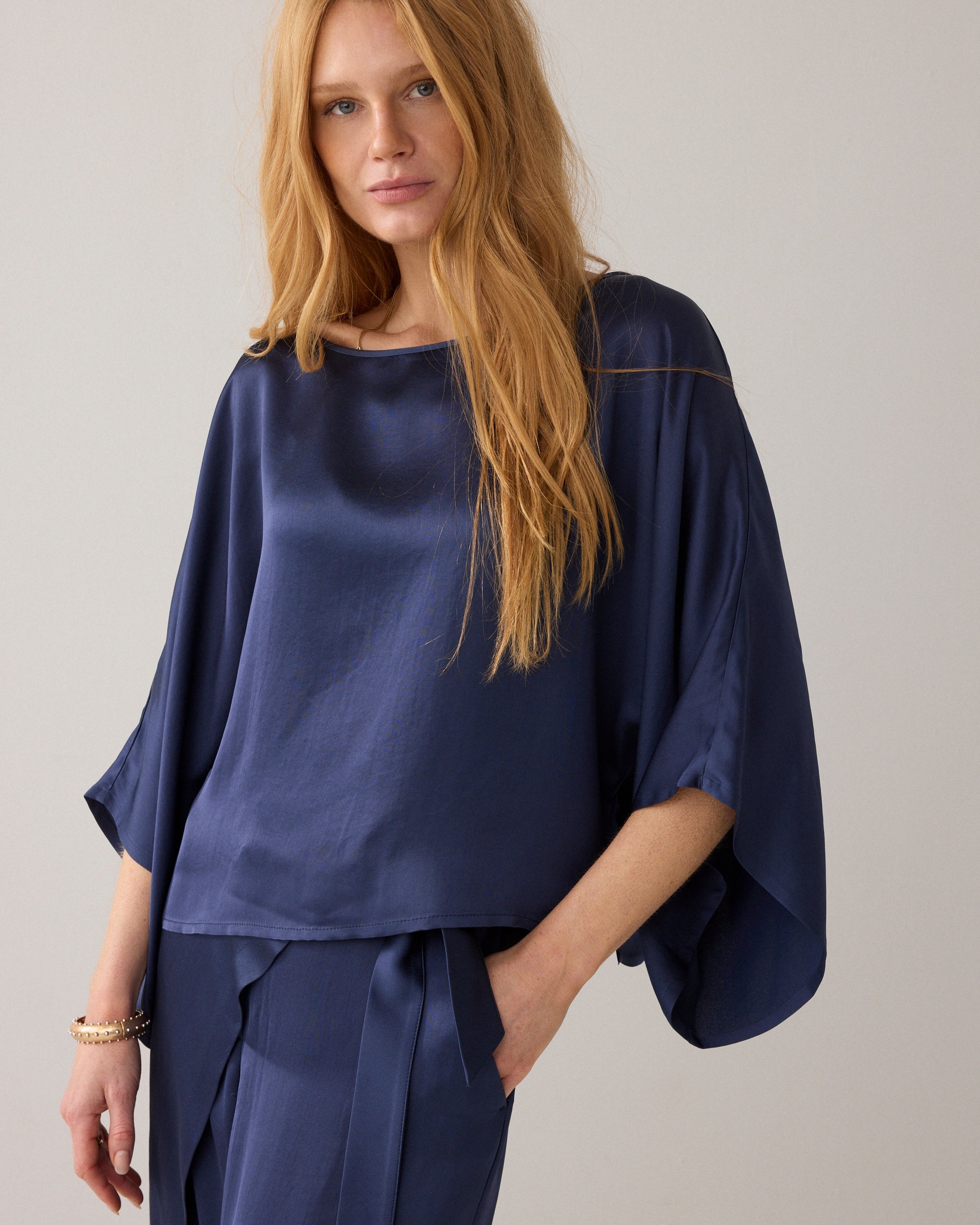 Navy Noir Silky Top - 2S3402