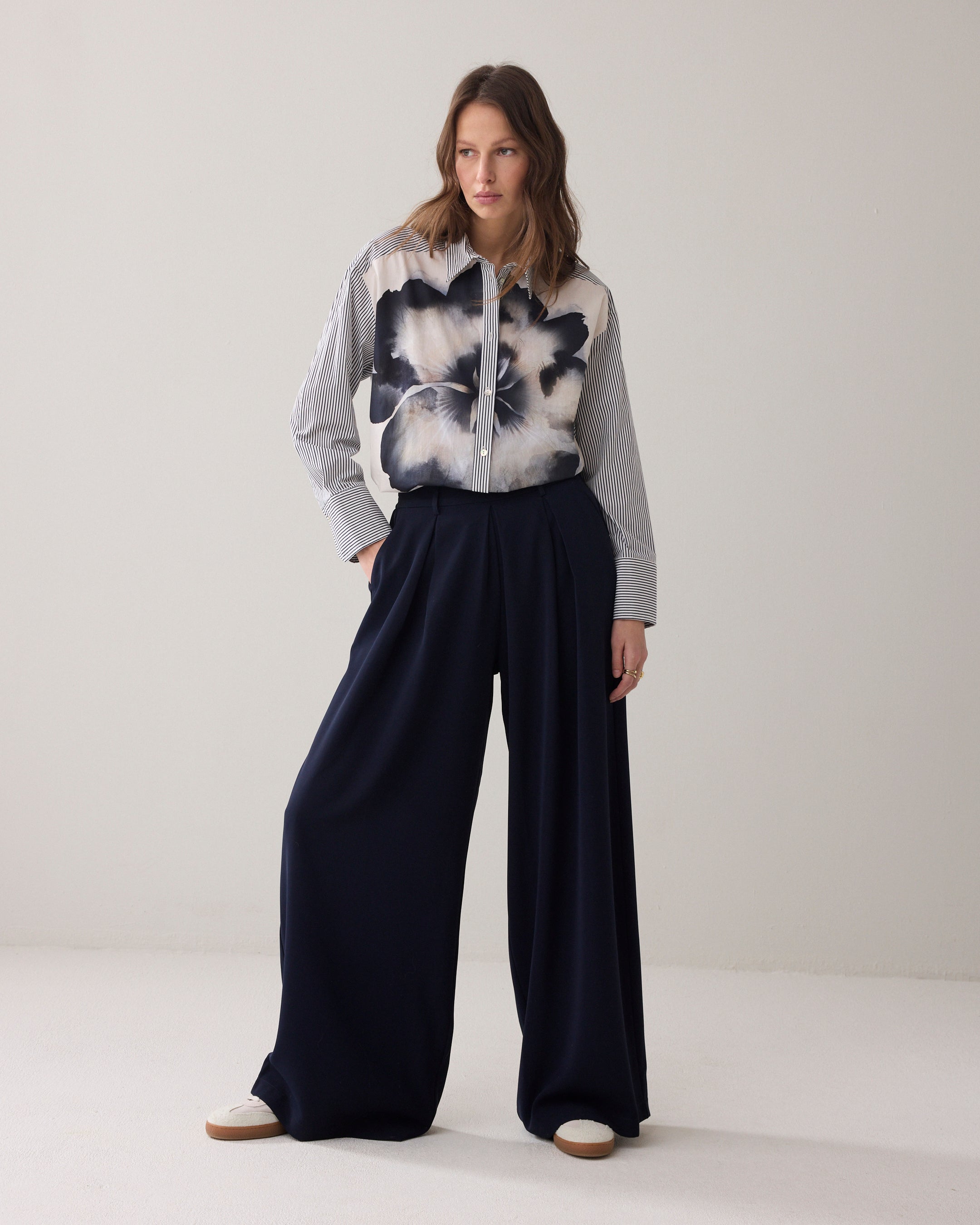 Statement Flower Shirt - 2S3451