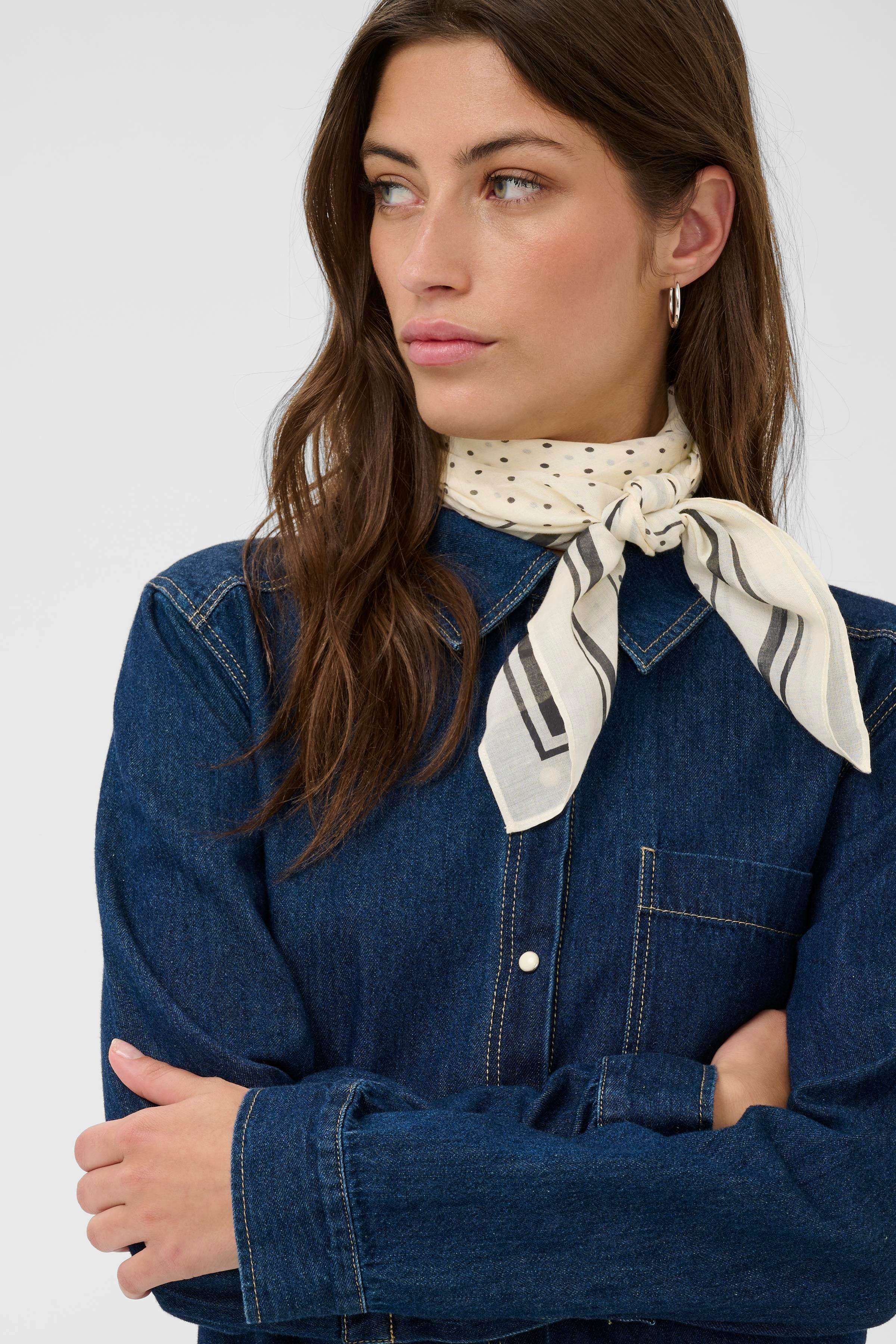 Phil Black Dot Print Square Scarf - 30309304