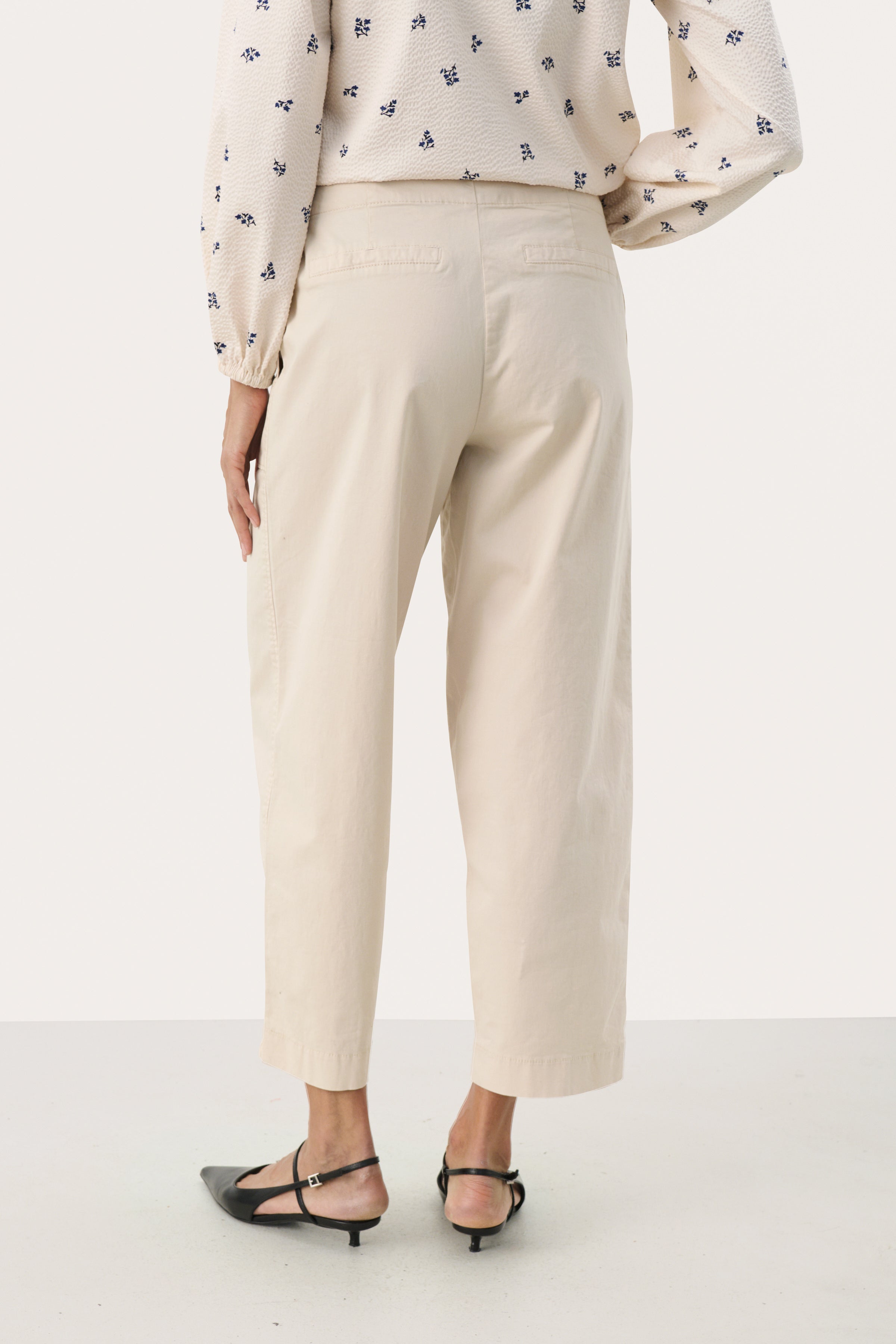 Netta French Oak Trousers - 30309489