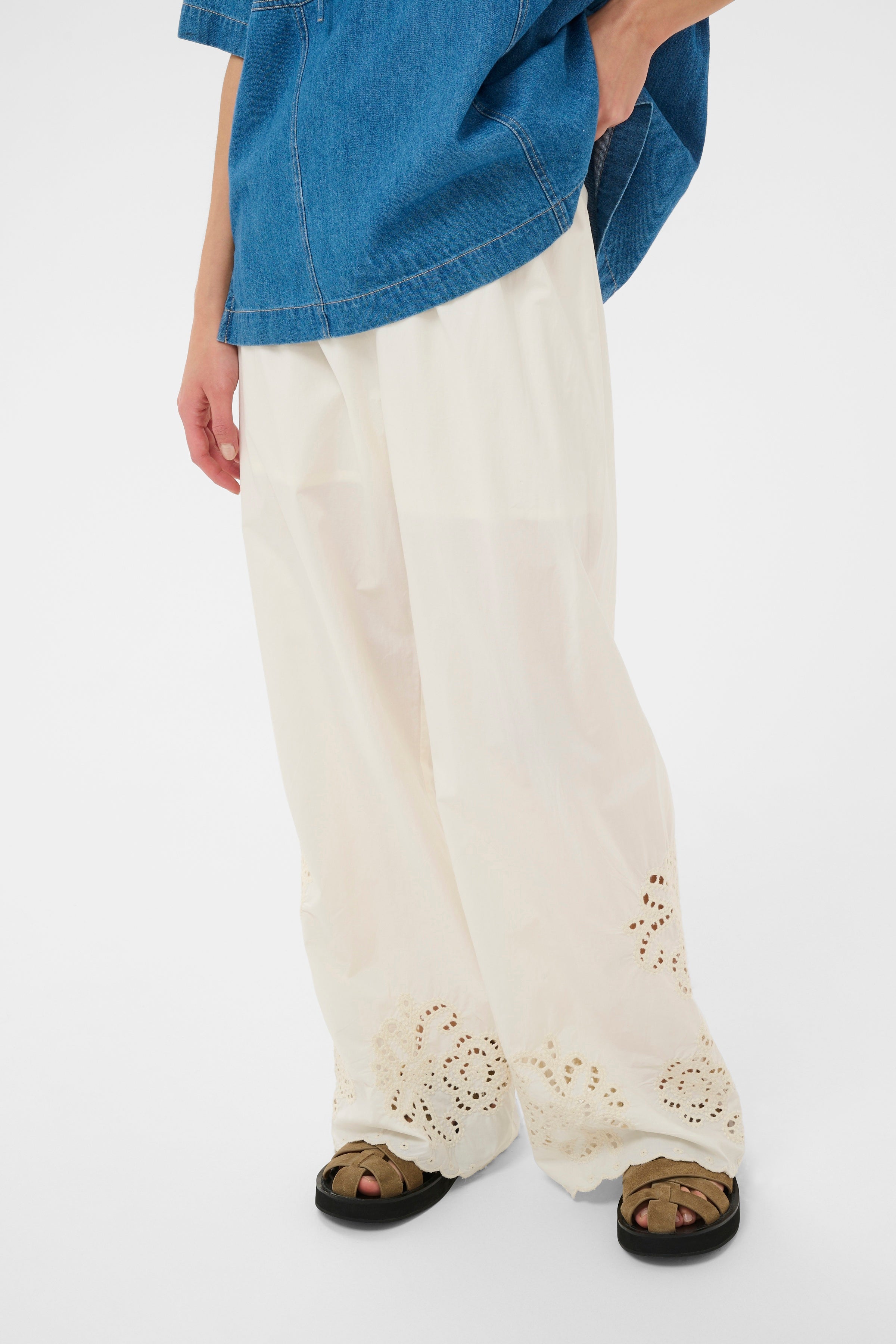 Agnethe Whisper White Embroidered Pants - 30310420