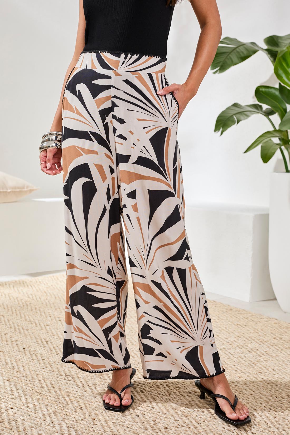 Chestnut Capri Pants - 3097O