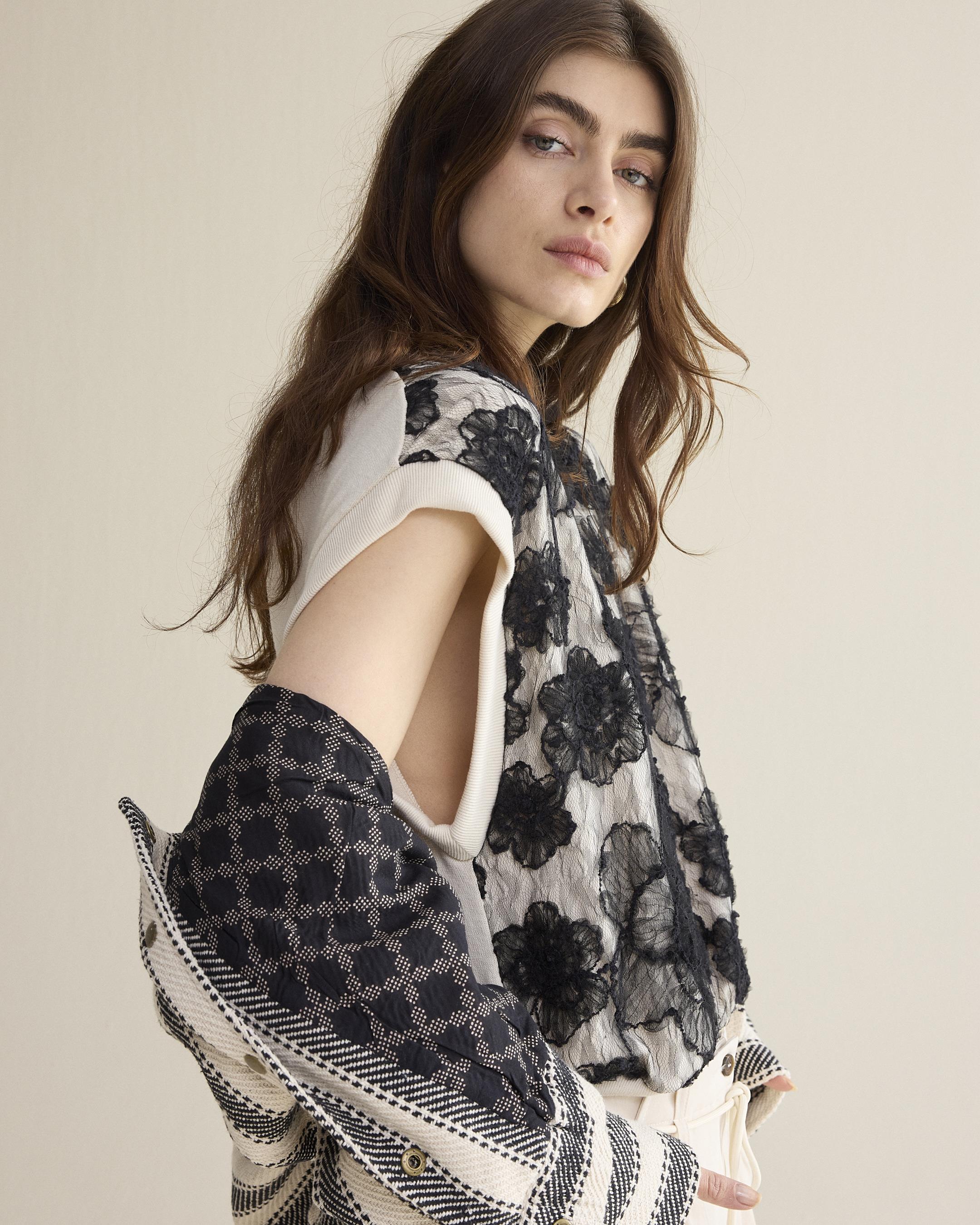 Ivory & Black Flower Top - 3S5264