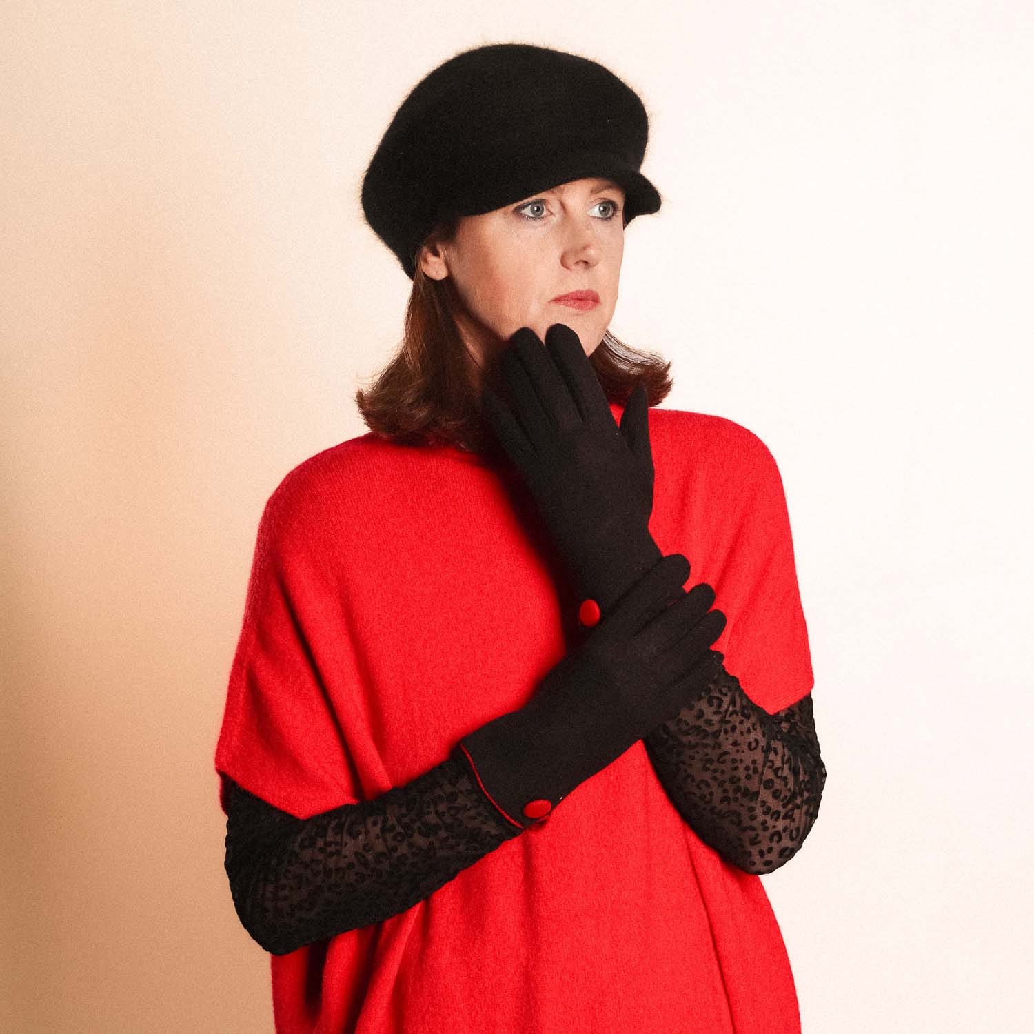Black Button Detail Gloves - 4005401