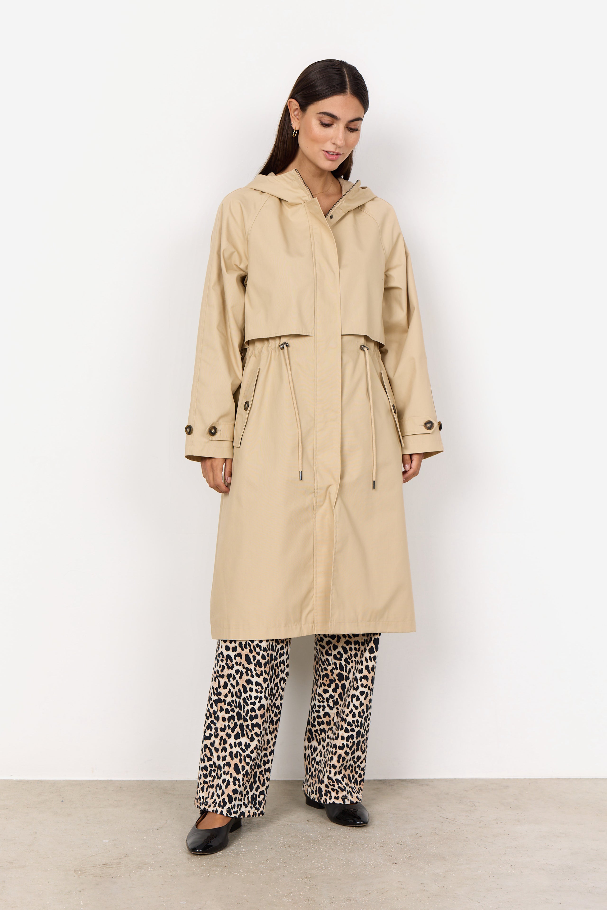 Lora 17 Sand Raincoat - 40953