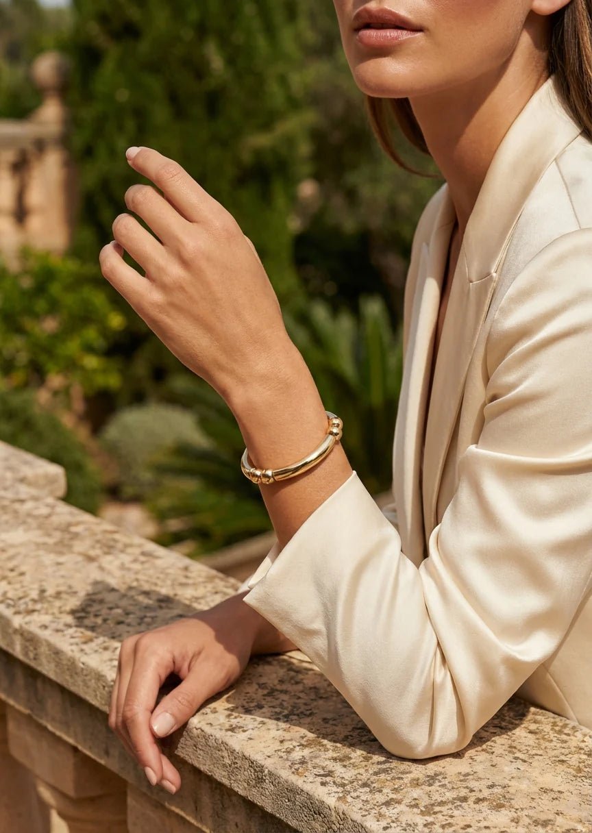 Gold Bar & Ball Stretch Bracelet - 4802