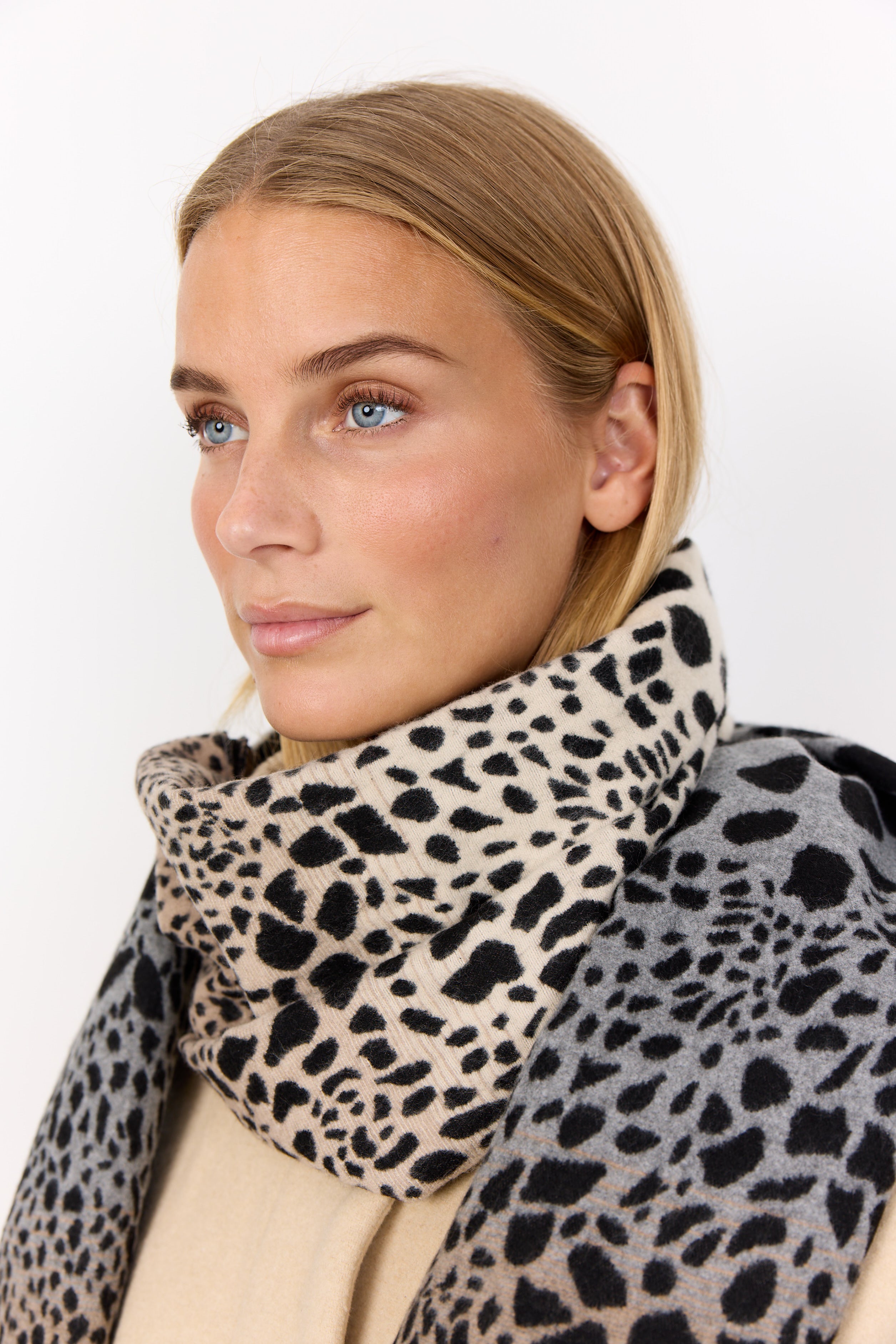 Voisa 1 Black Combi Scarf - 51438