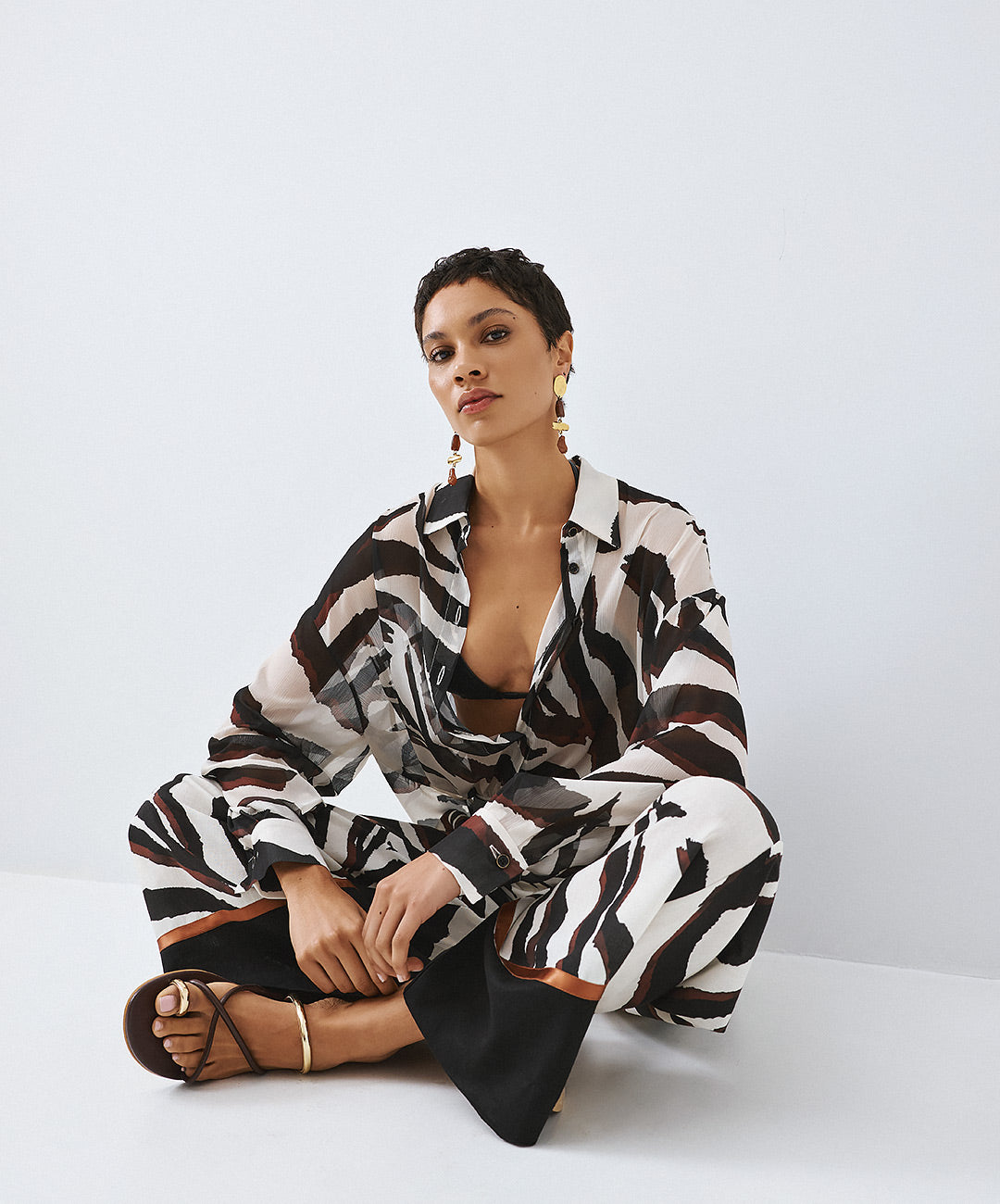 Black & White Pattern Shirt - 63-7024