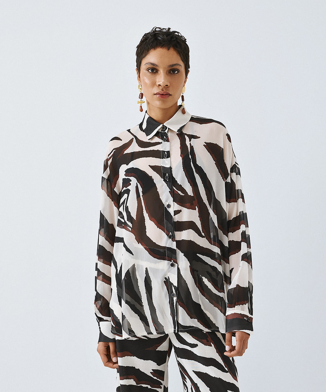 Black & White Pattern Shirt - 63-7024
