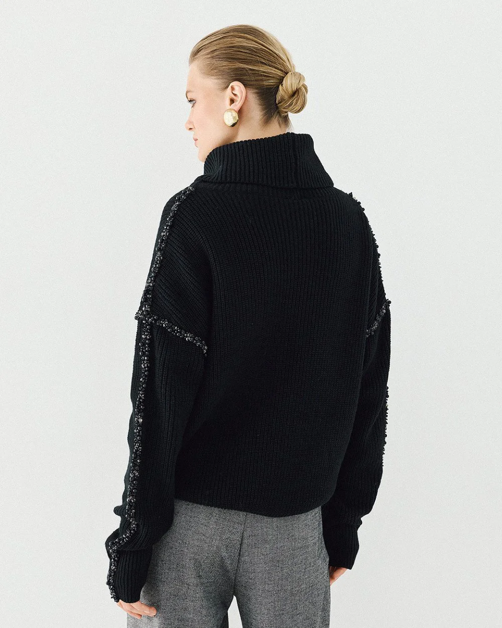 Black Embellished Pullover - 64-8000