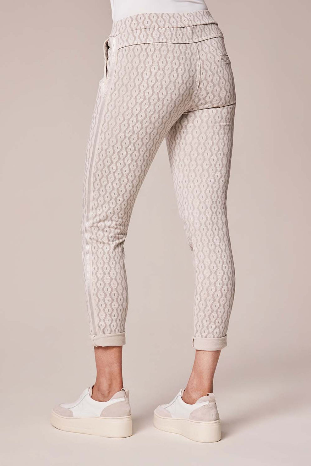 Beige Geo Print Joggers - 818171
