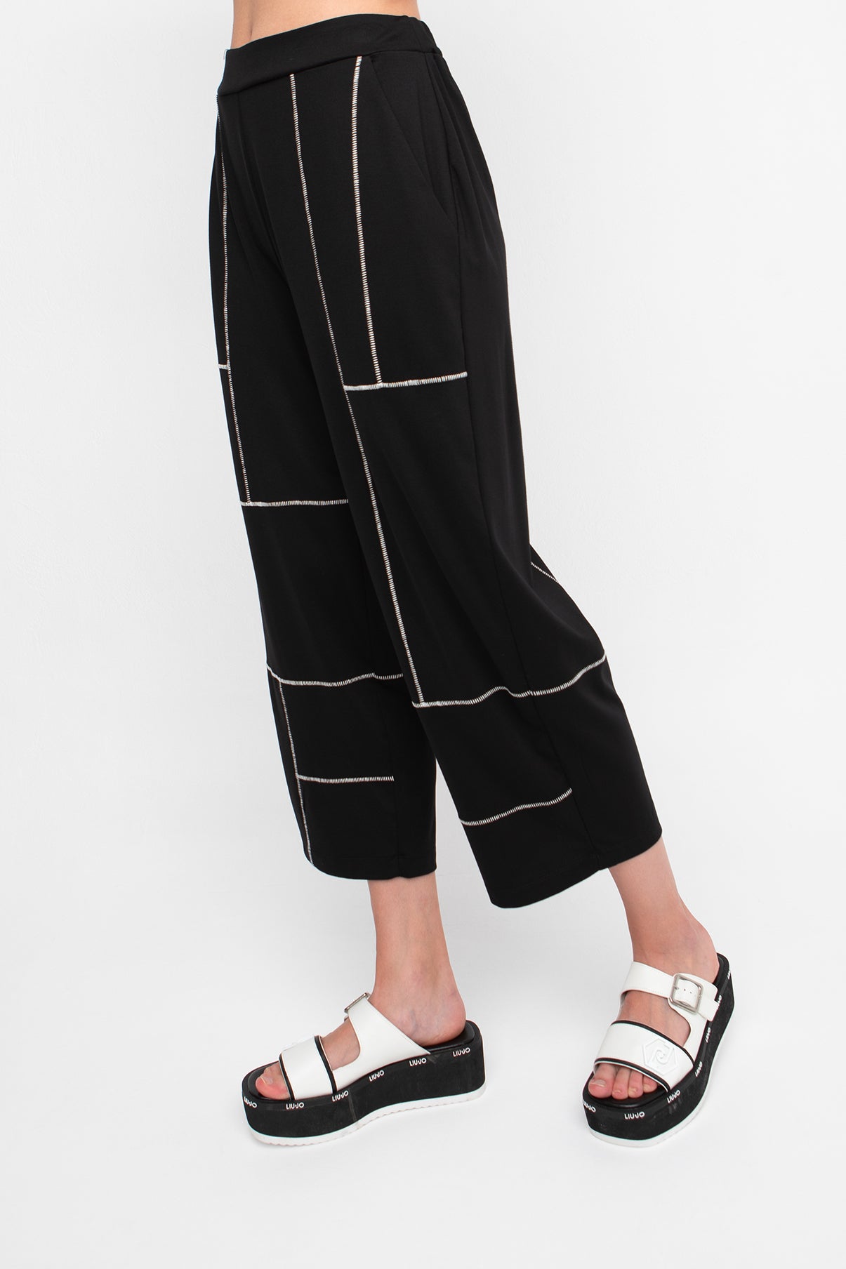 Black Trousers - 850594