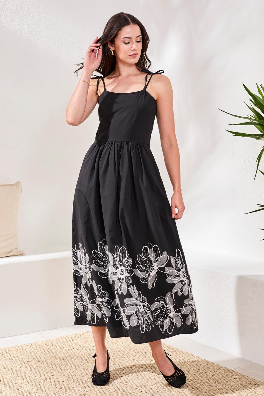 Black Embroidered Dress - 970O