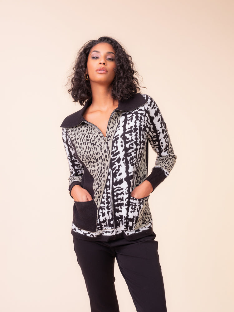 Abstract Design Zip Knit - A48118
