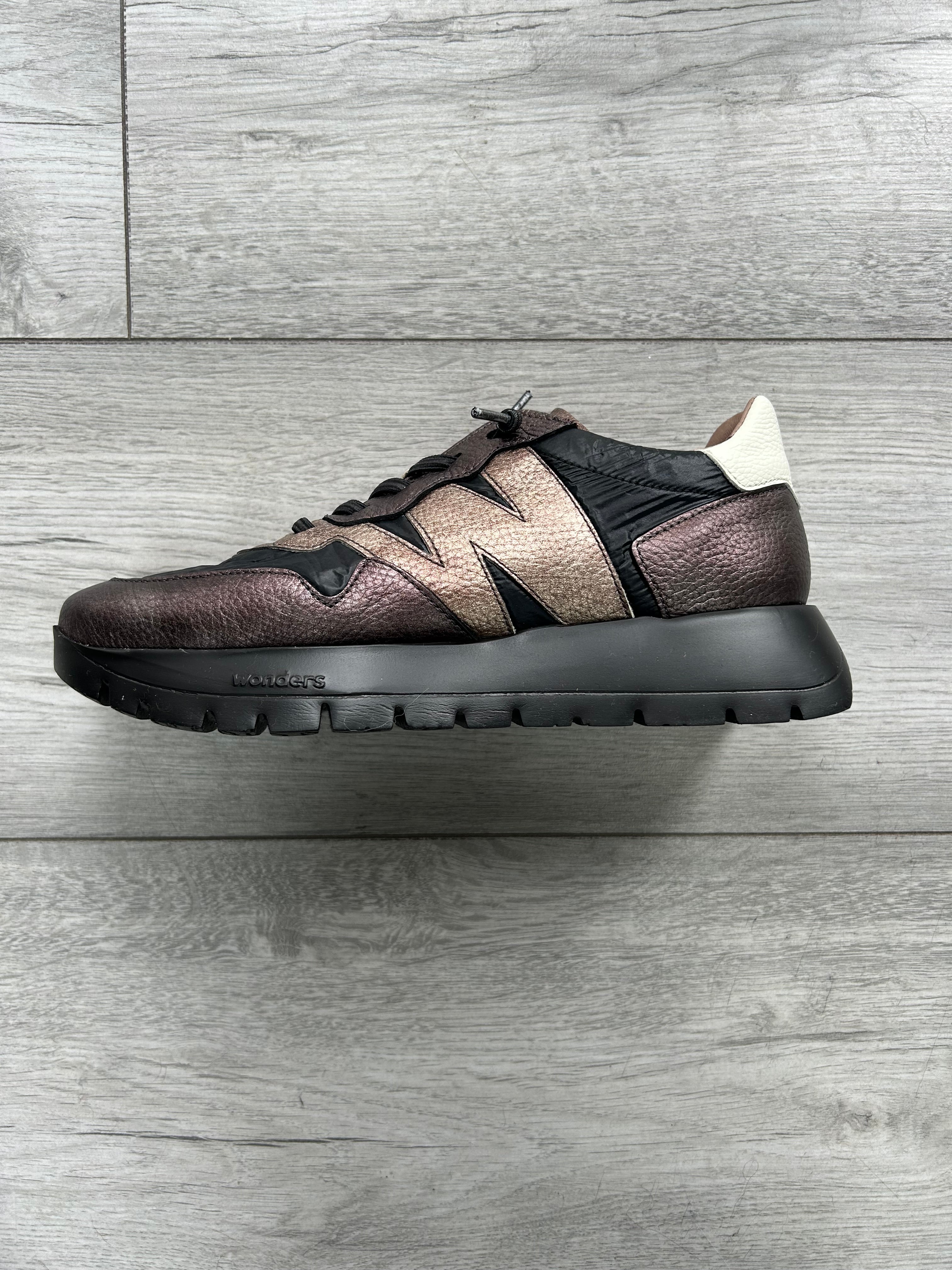Elvin Plomo/Black Trainers - A-2491