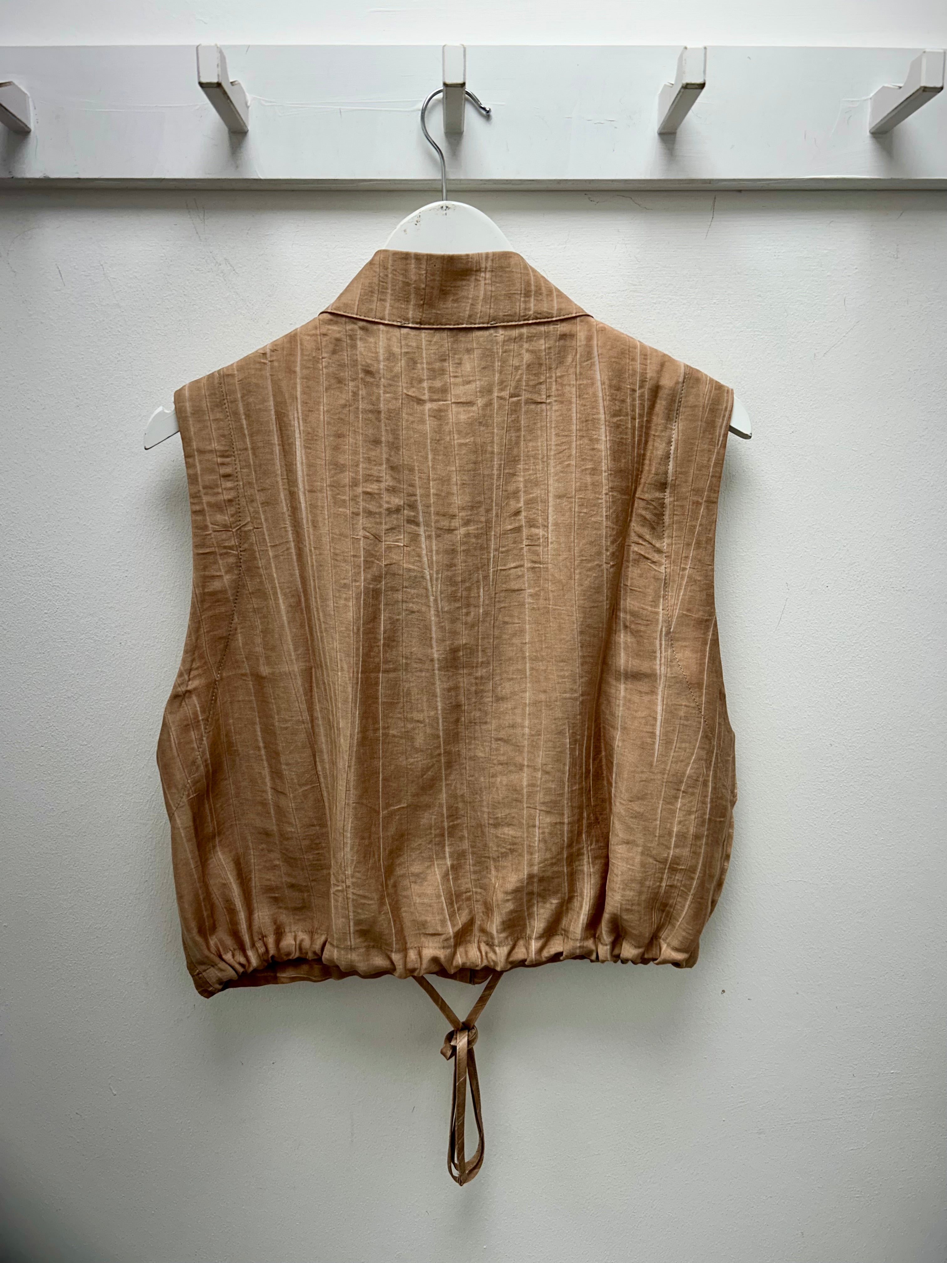 Caramel Sleeveless Shirt - 860924