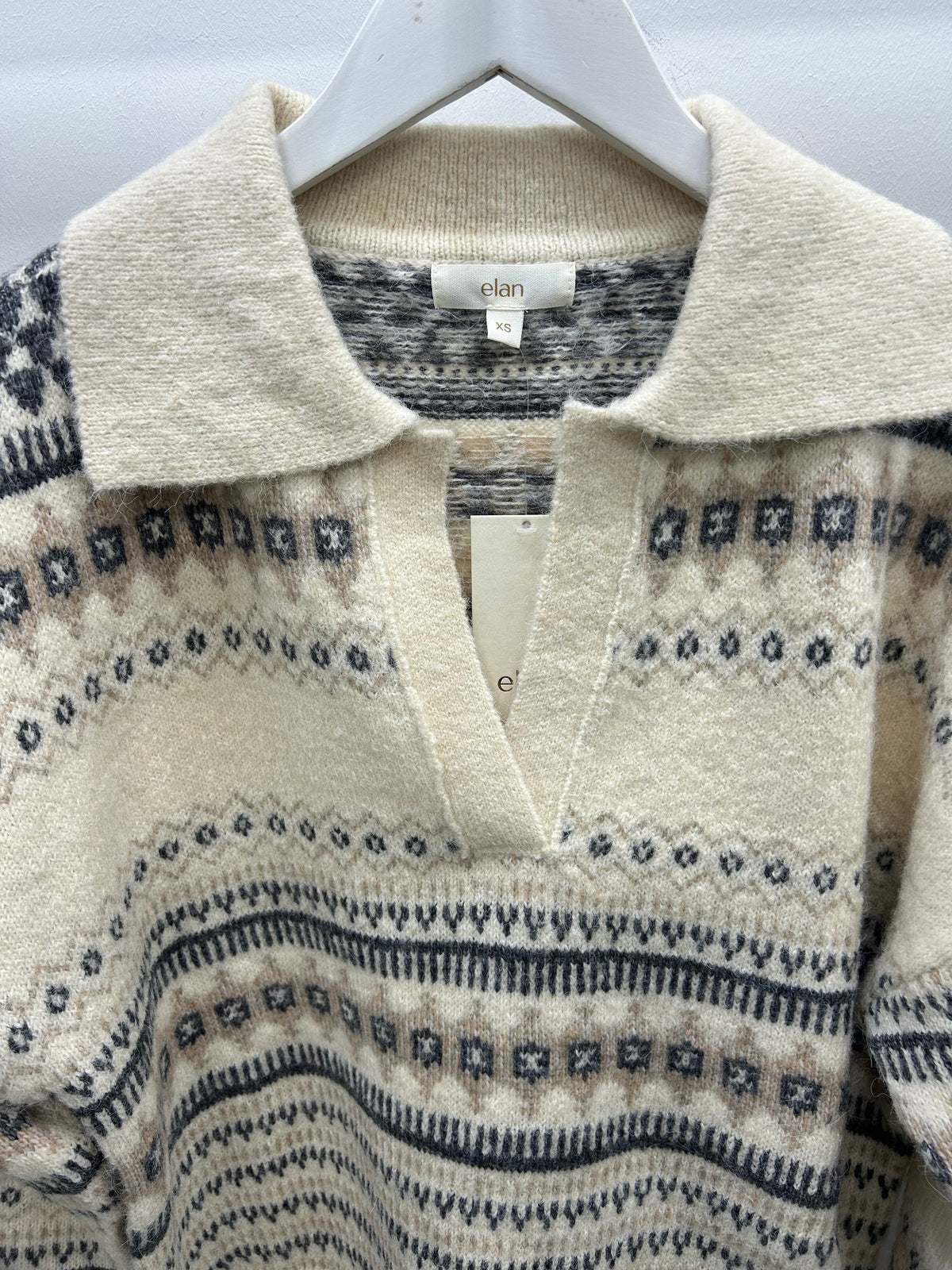 Off White V Neck Collar Sweater - SWP11733