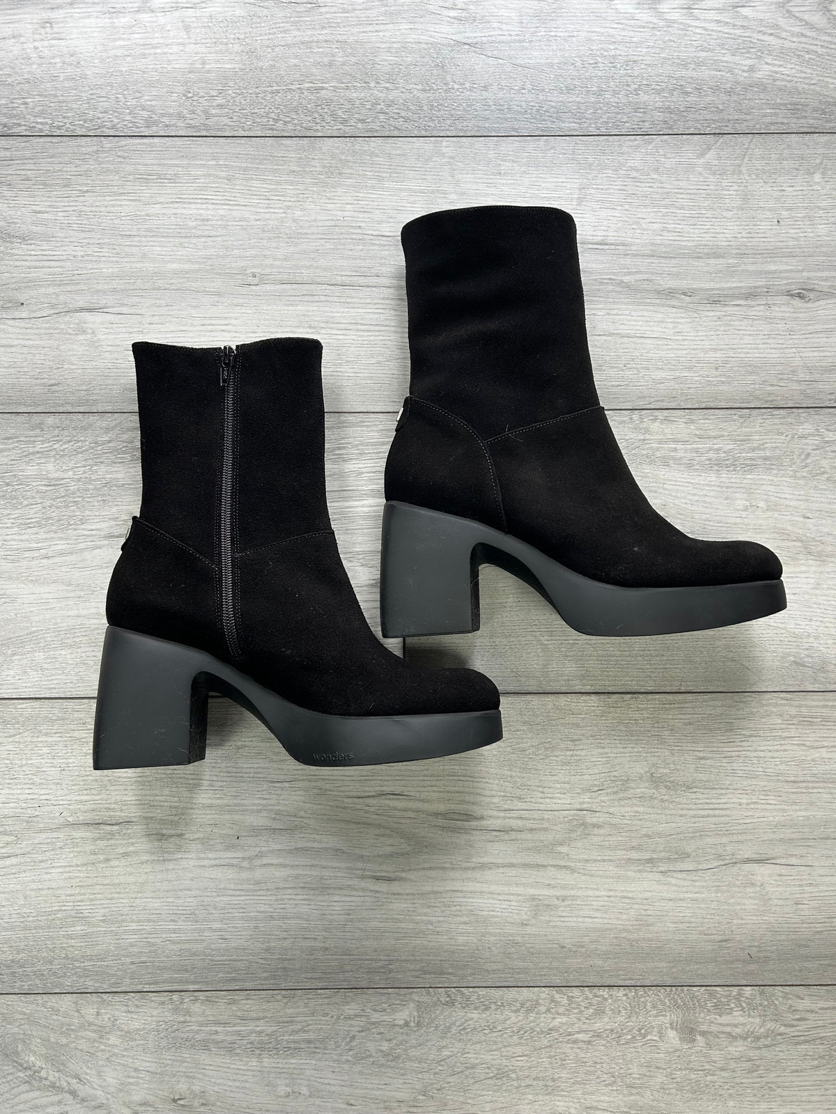 Black Heeled Ankle Boot - H-49101