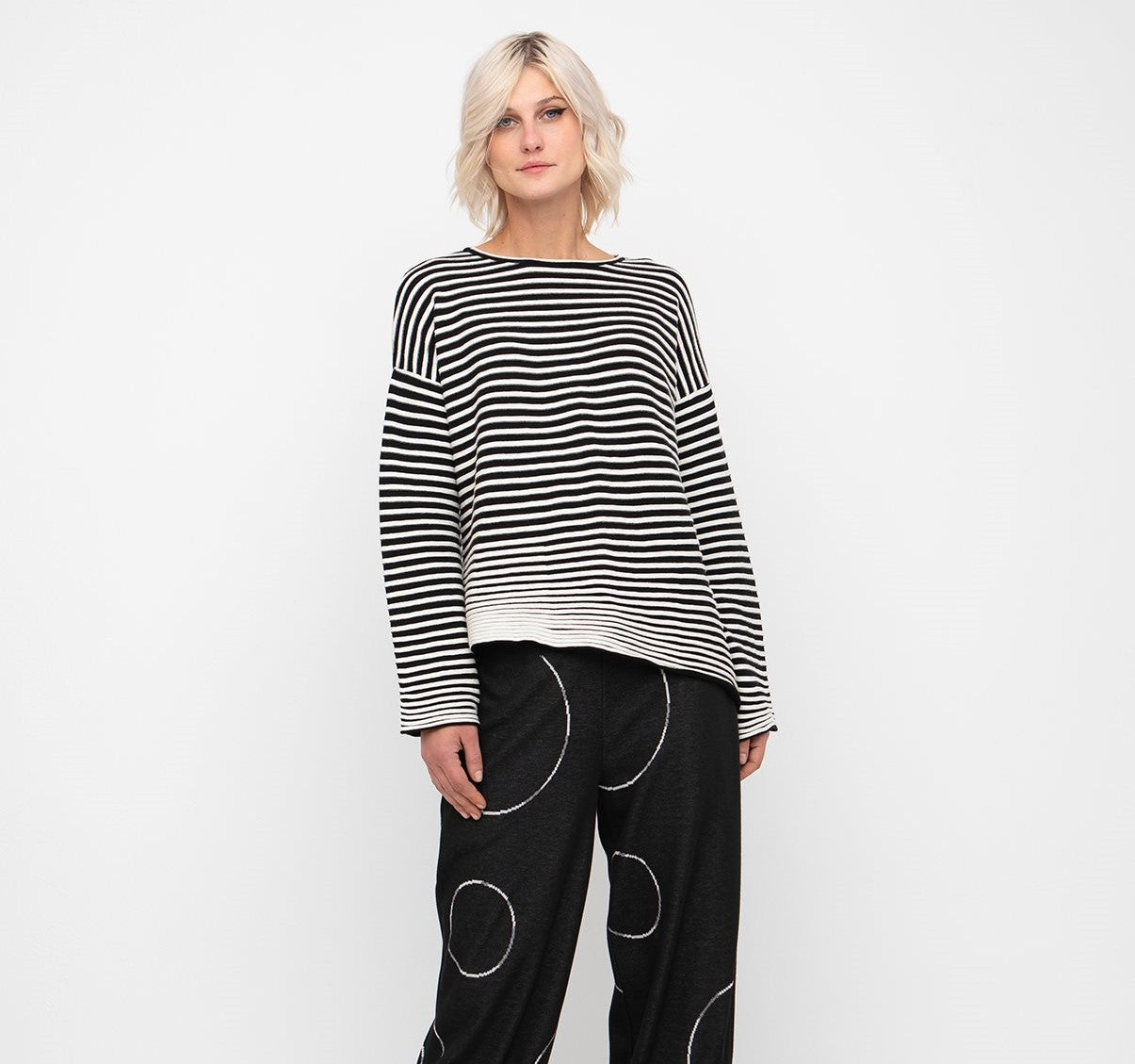 Black Stripe Sweater - 7766124