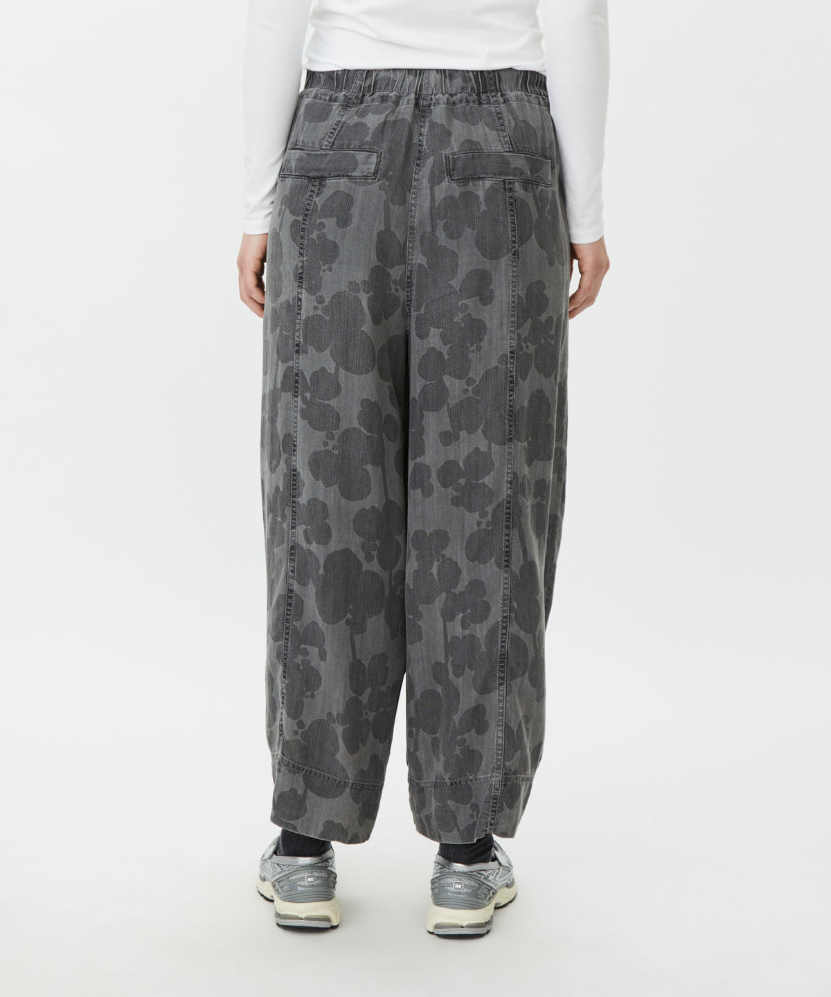 Phenyo Frost Grey Barrel Trousers - 1012947