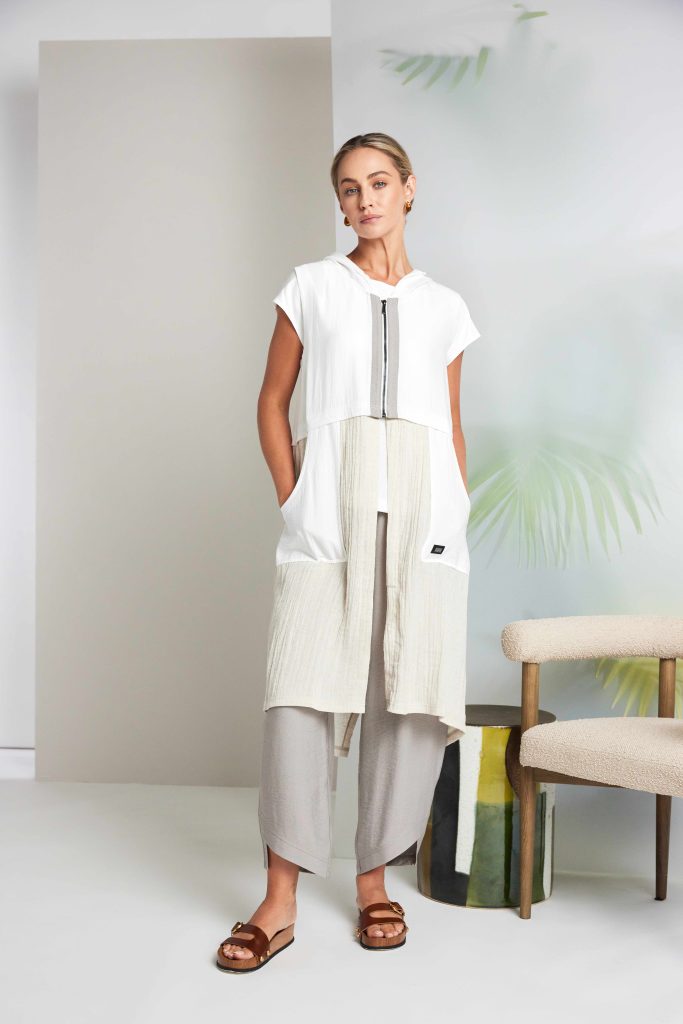 Pebble Hooded Waistcoat - NAS26157