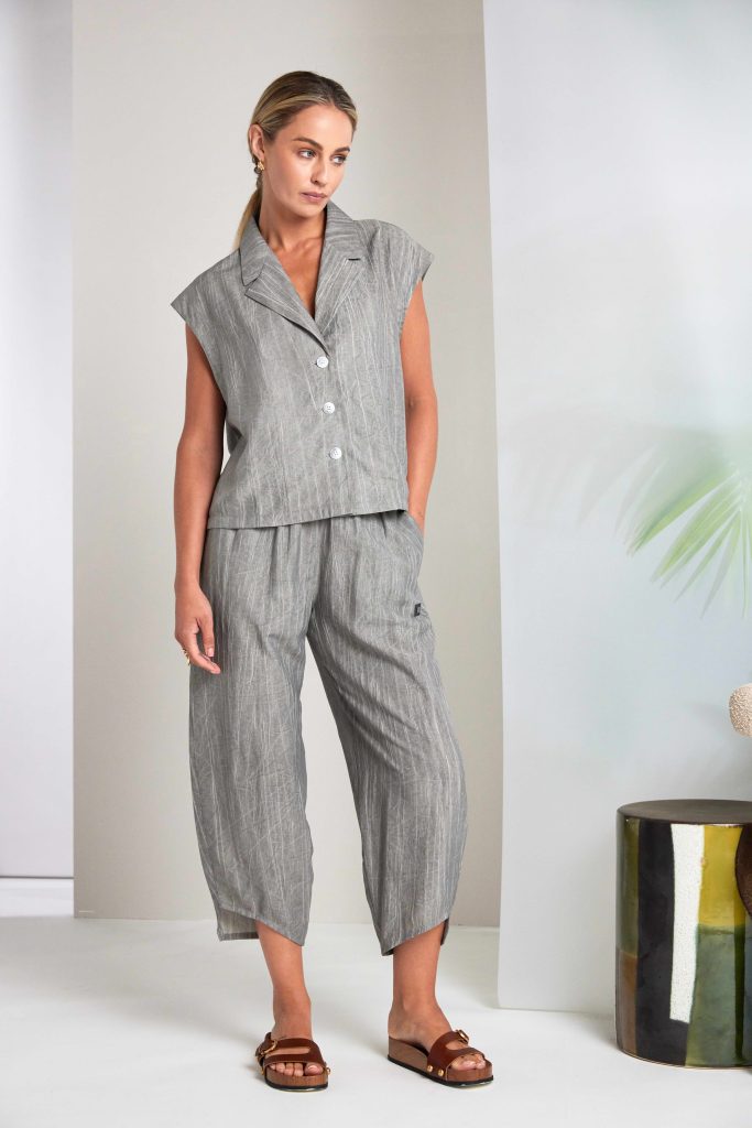 Taupe Crinkle Waistcoat - NAS26163