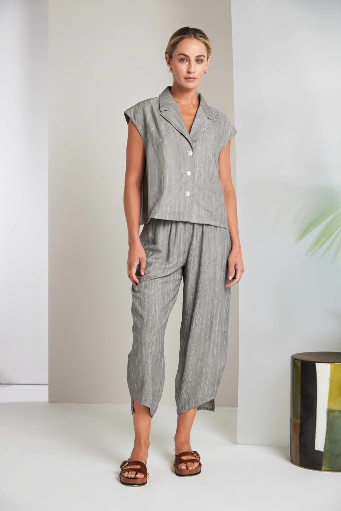 Taupe Crinkle Waistcoat - NAS26163