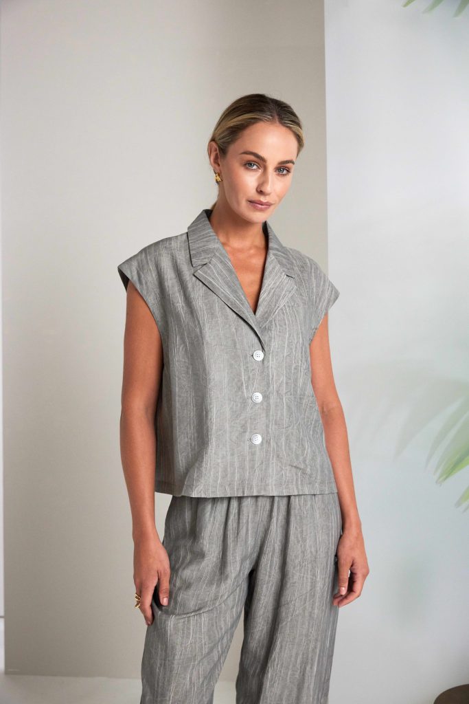 Taupe Crinkle Waistcoat - NAS26163