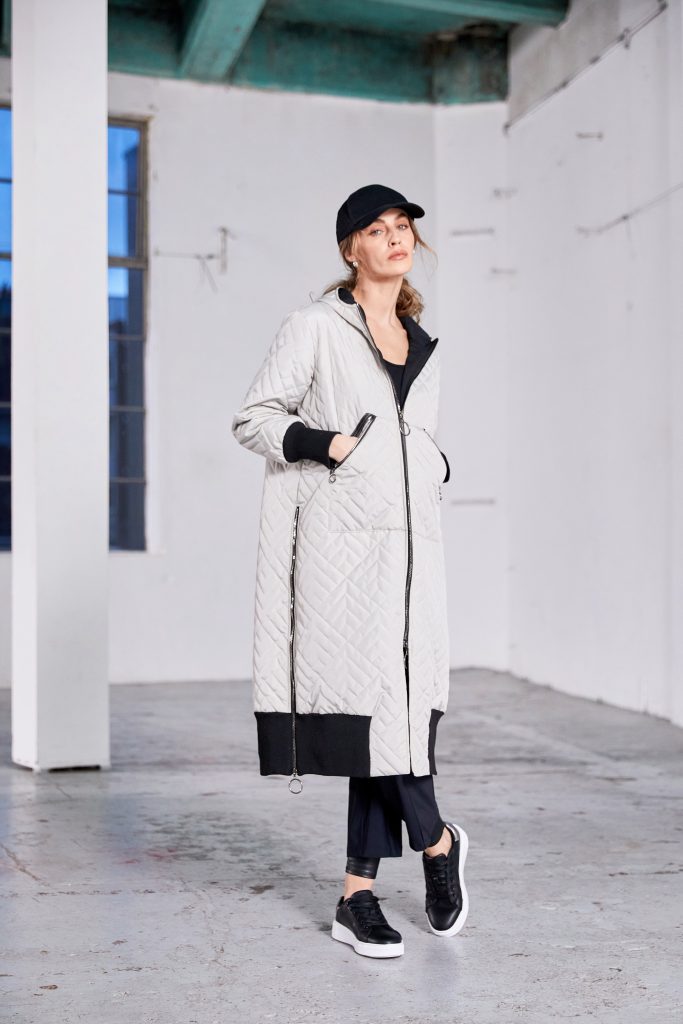 Taupe & Black Quilt Coat - NAW25184