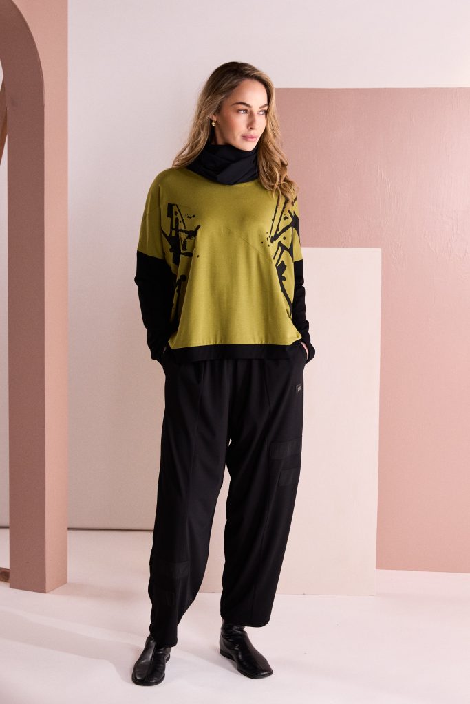 Avocado & Black Print Top - NAW26140