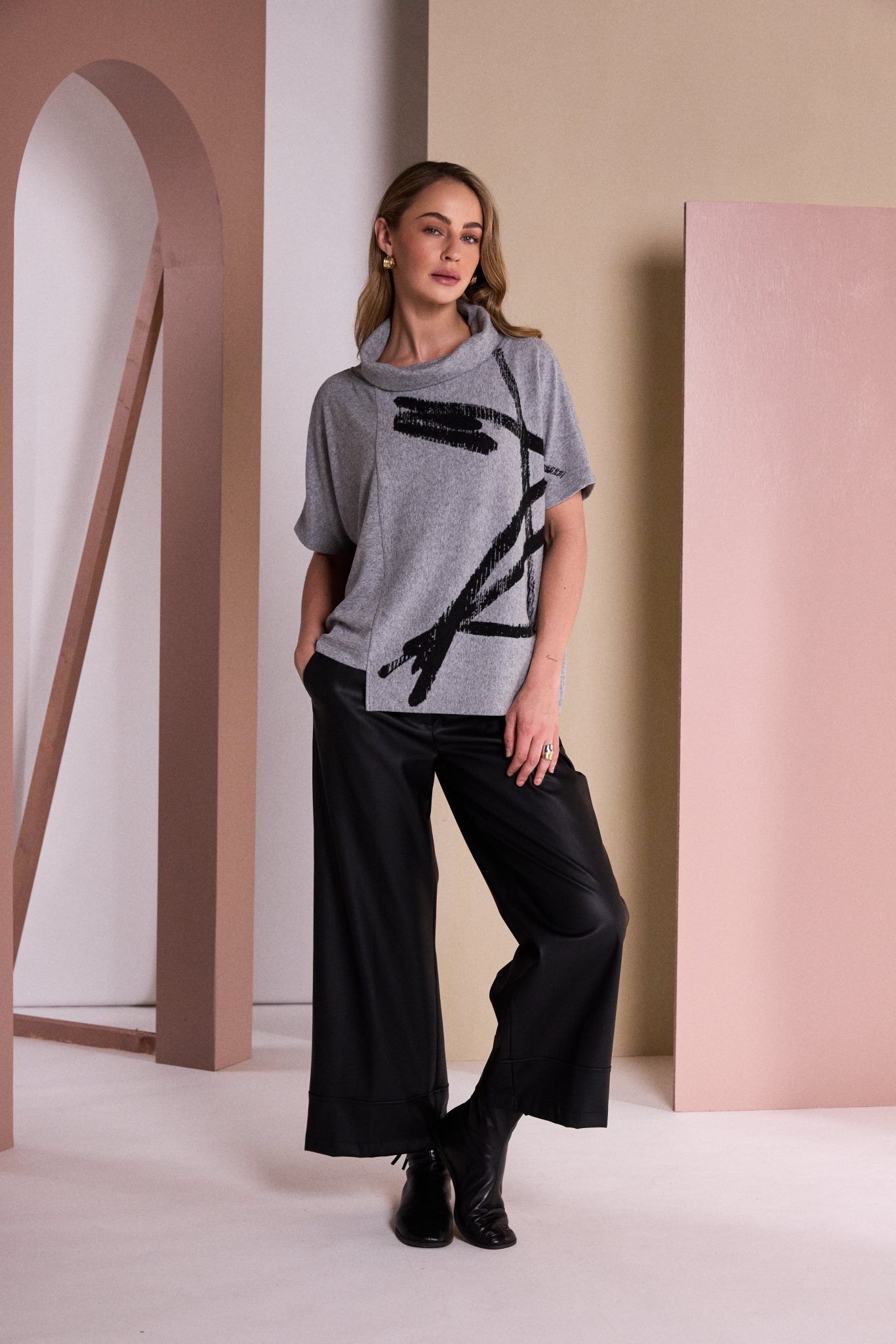 Silver & Black Brush Stroke Top - NAW26204
