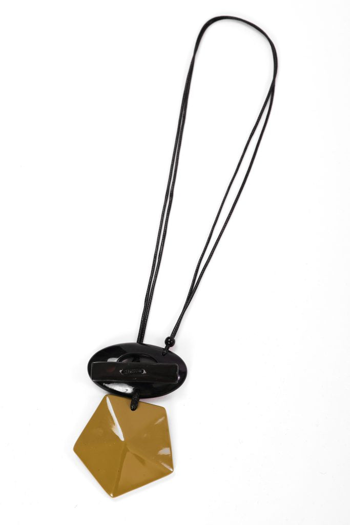 Black & Avocado Stone Necklace - NAW26334