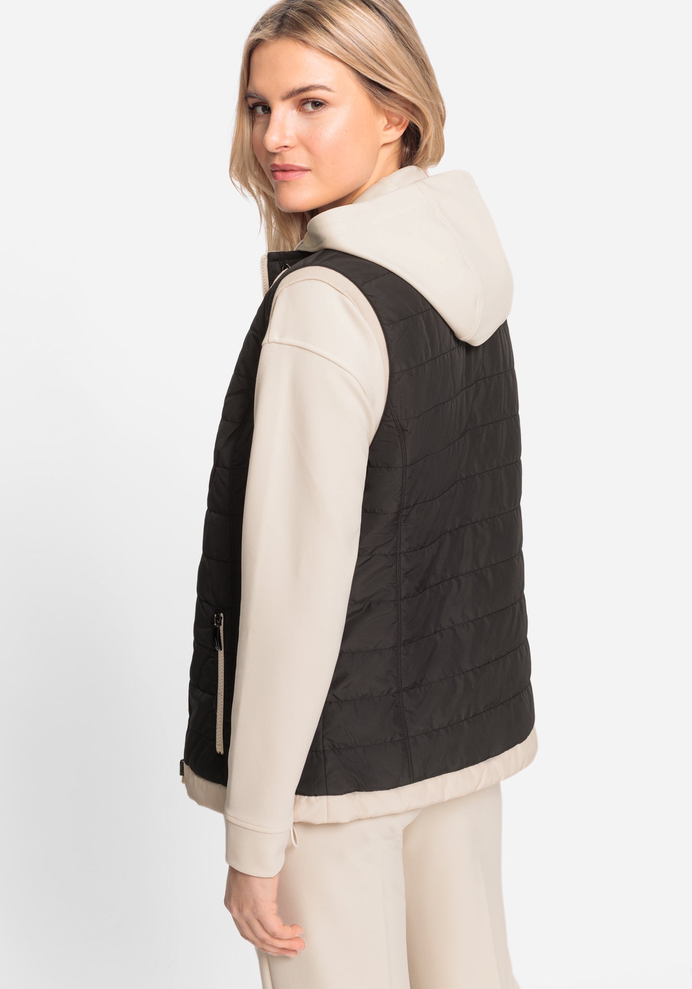 Black Gilet - 15101394