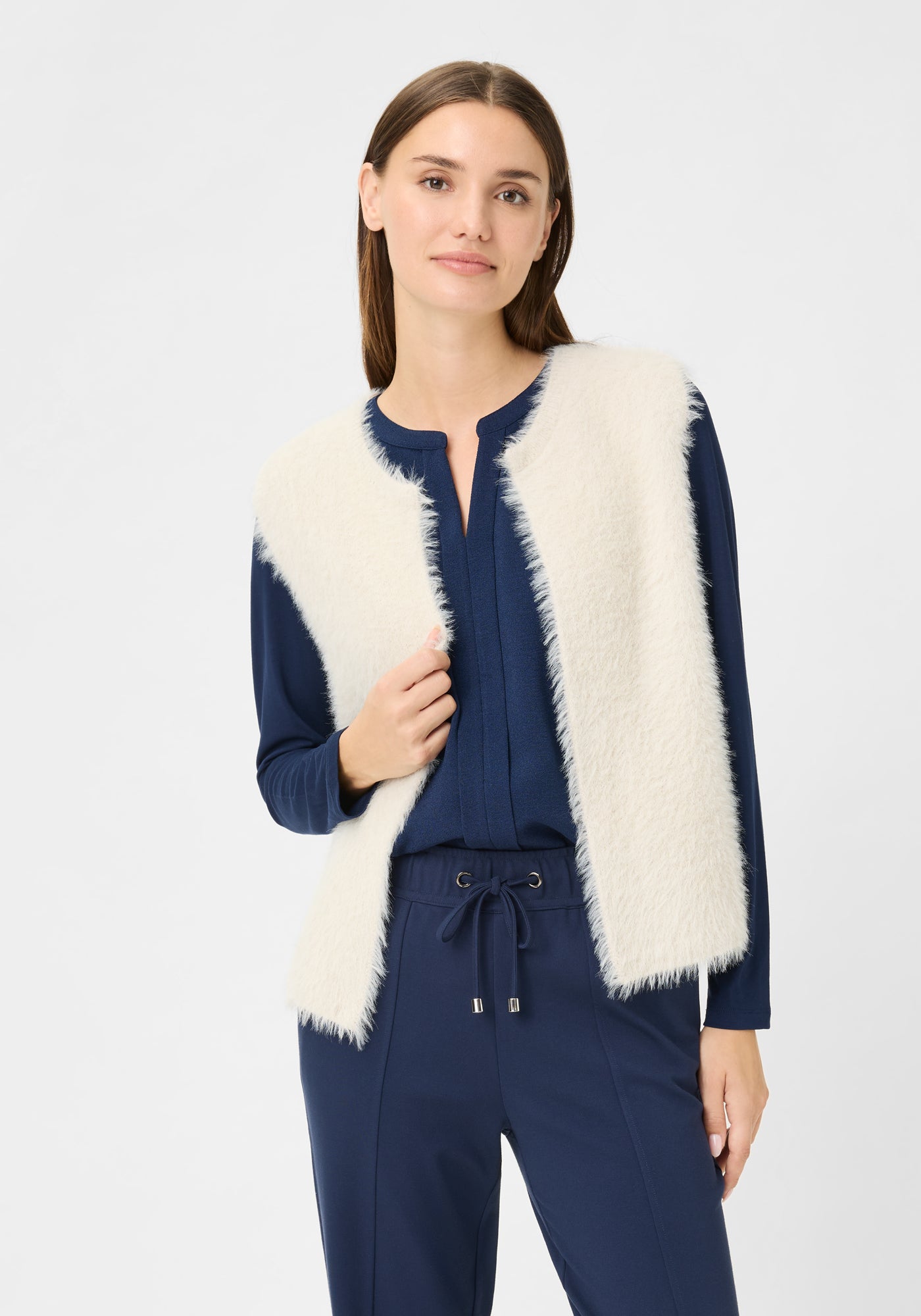 Almond Beige Sleeveless Cardigan - 11004785