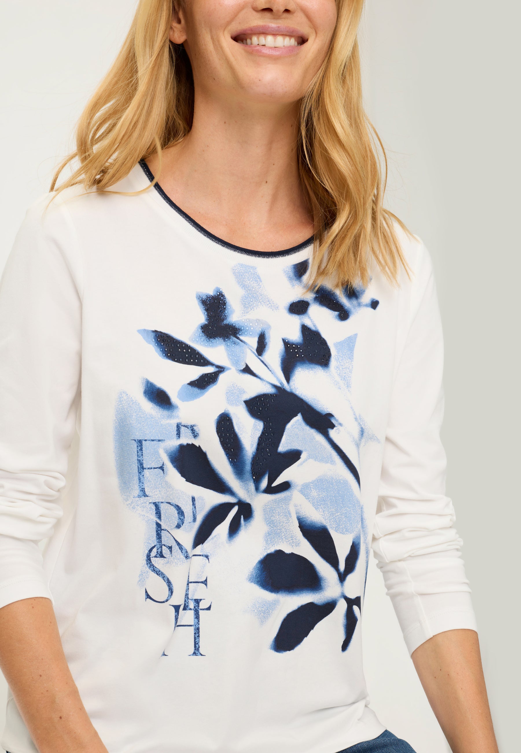 Off White Front Print Top - 11105309