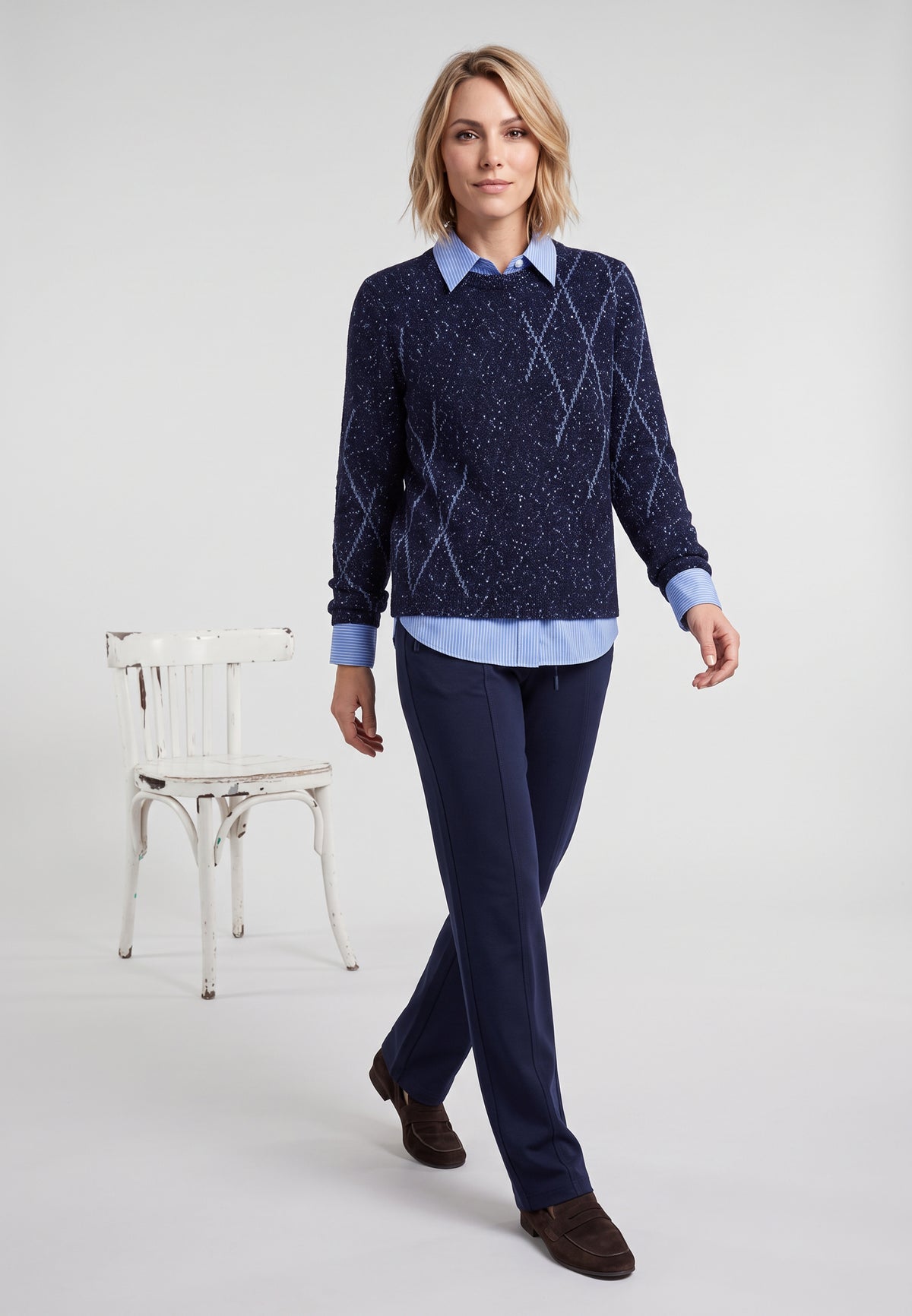 Ink Blue Diamond Design Sweater - 11004948
