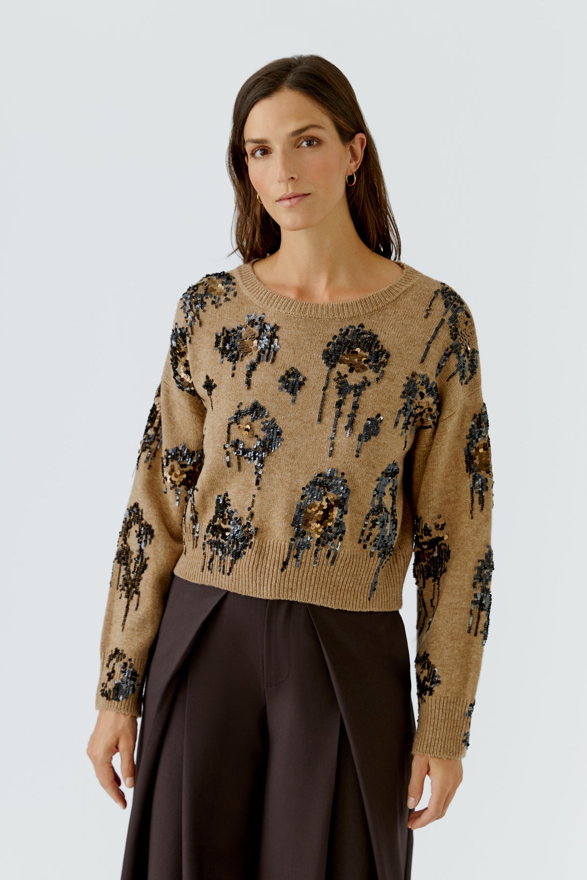 Camel Embellished Sweater - 100086