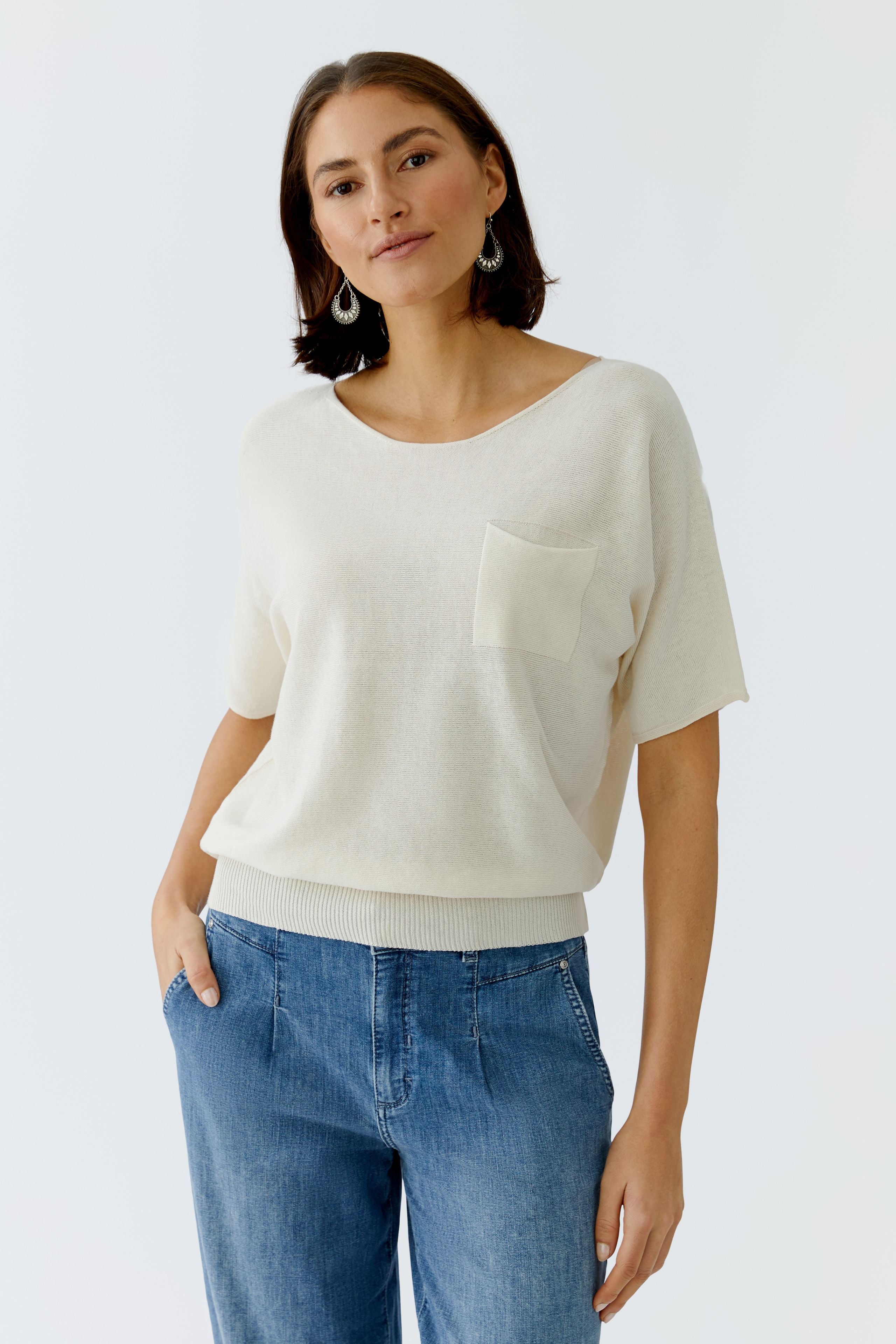 Off White Short Sleeve Pullover - 97242