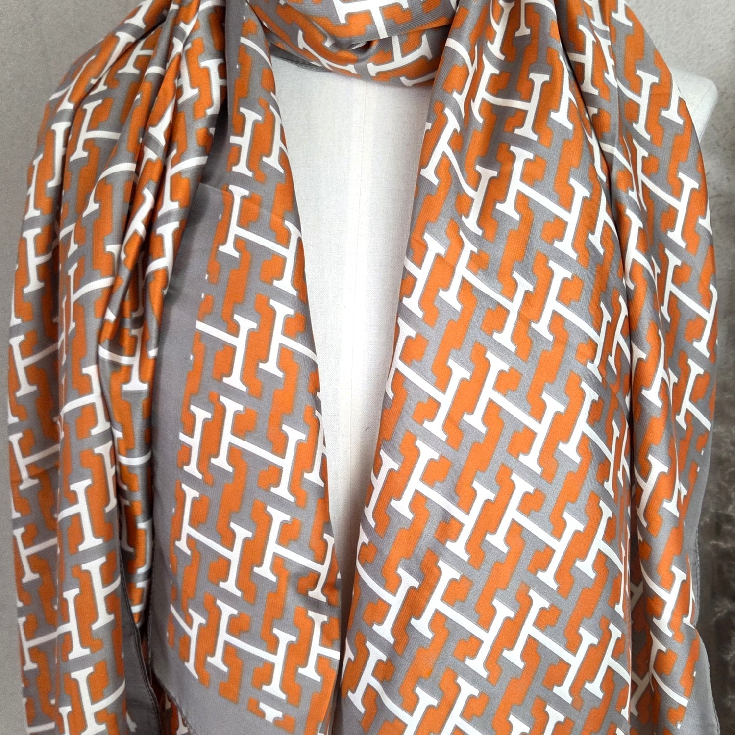 Grey & Orange H Print Scarf - 0449