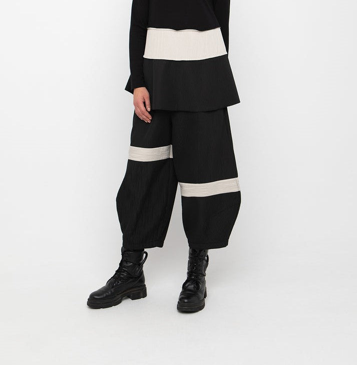Black Trousers - 7766033