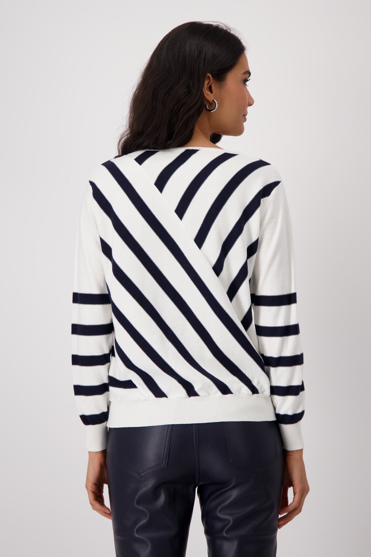 Off White Mix Stripe Sweater - 409329